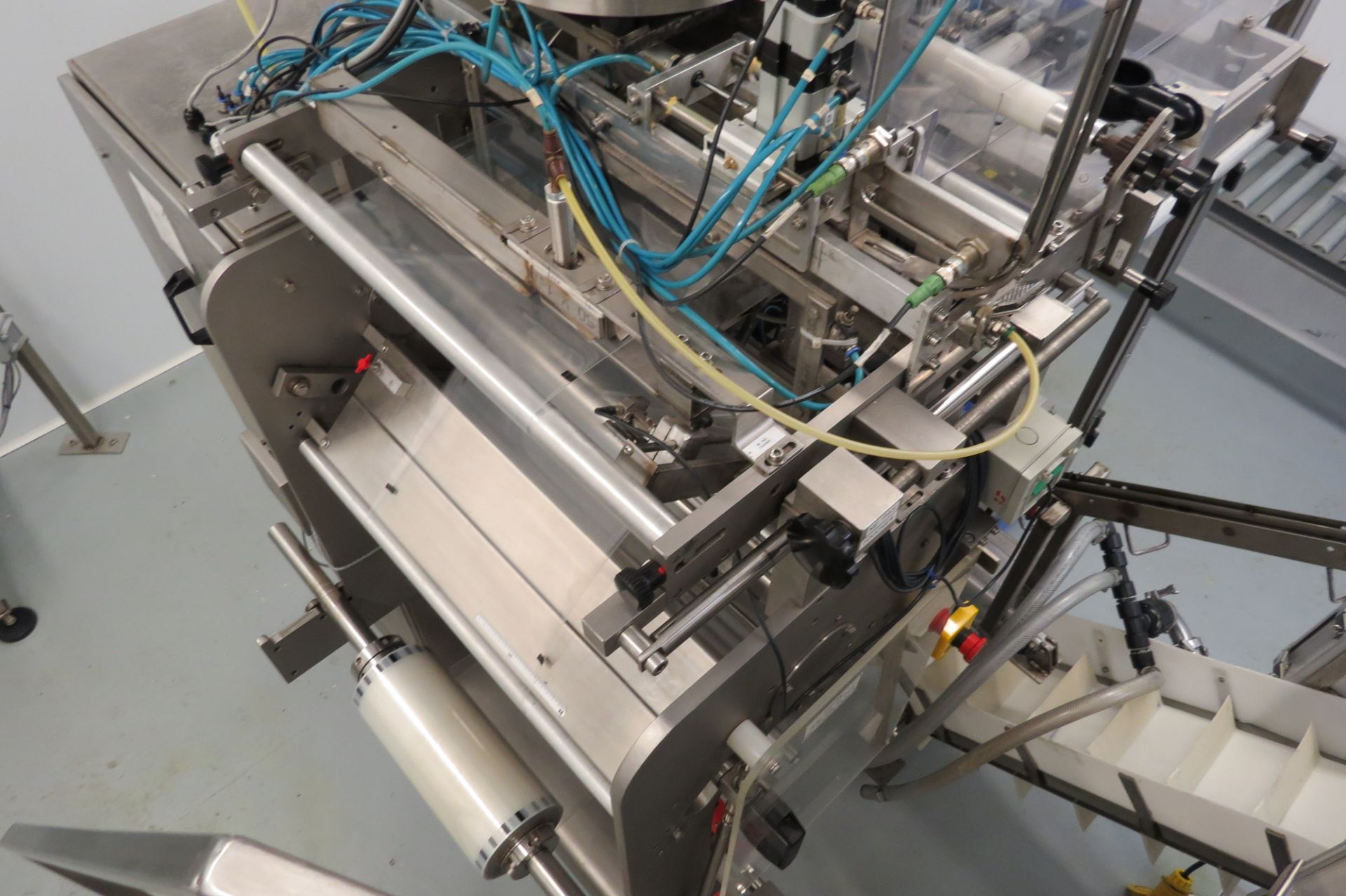 HASSIA/PROCEPACK Four-Sided Pouch/Sachet filling system mod. FVU 22/30 with - Image 10 of 28