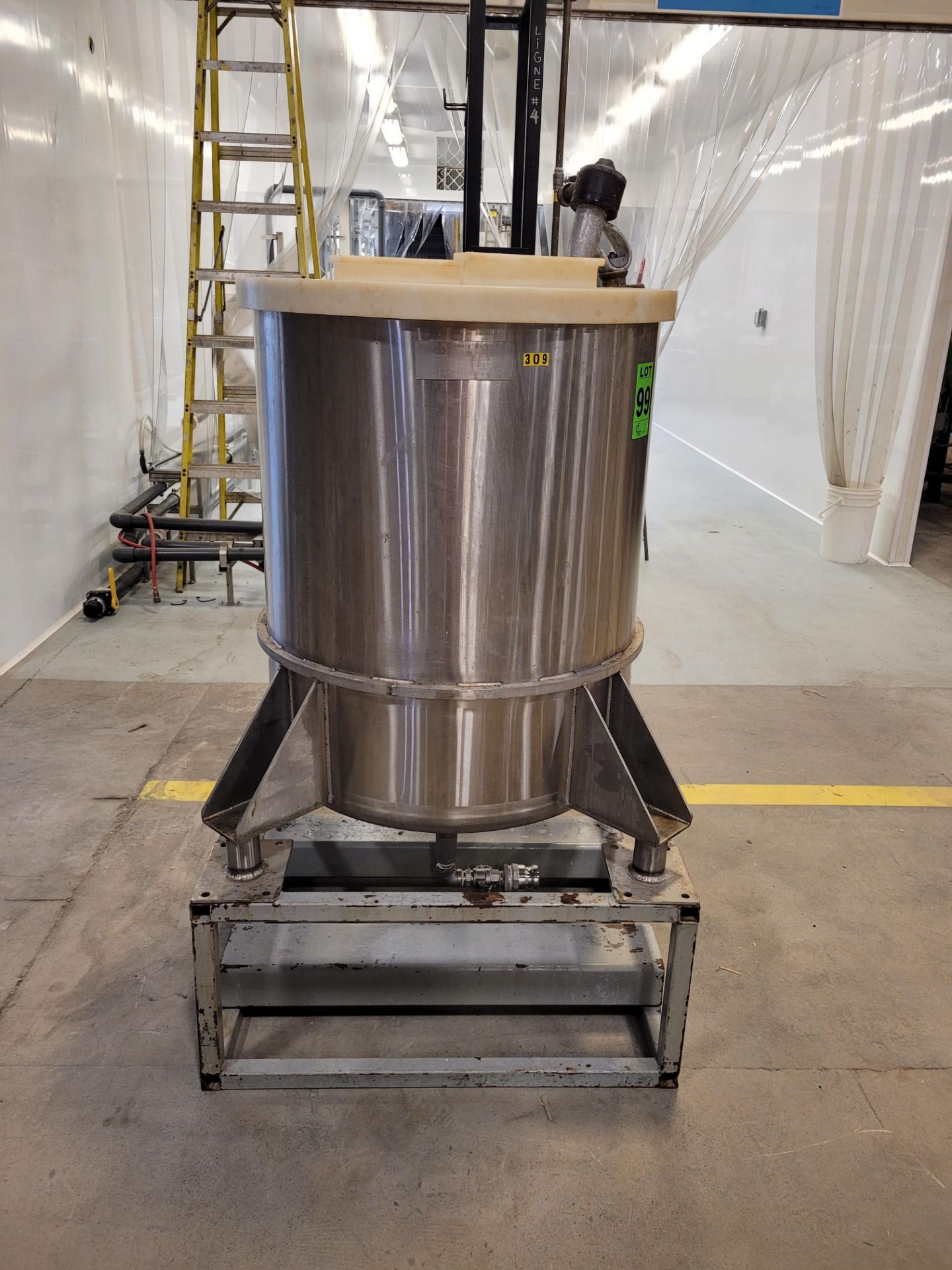 300 L / 80 Gal CHERRY BURRELL stainless steel 316 mixing tank with air motor mixer on stainless stee - Image 2 of 10