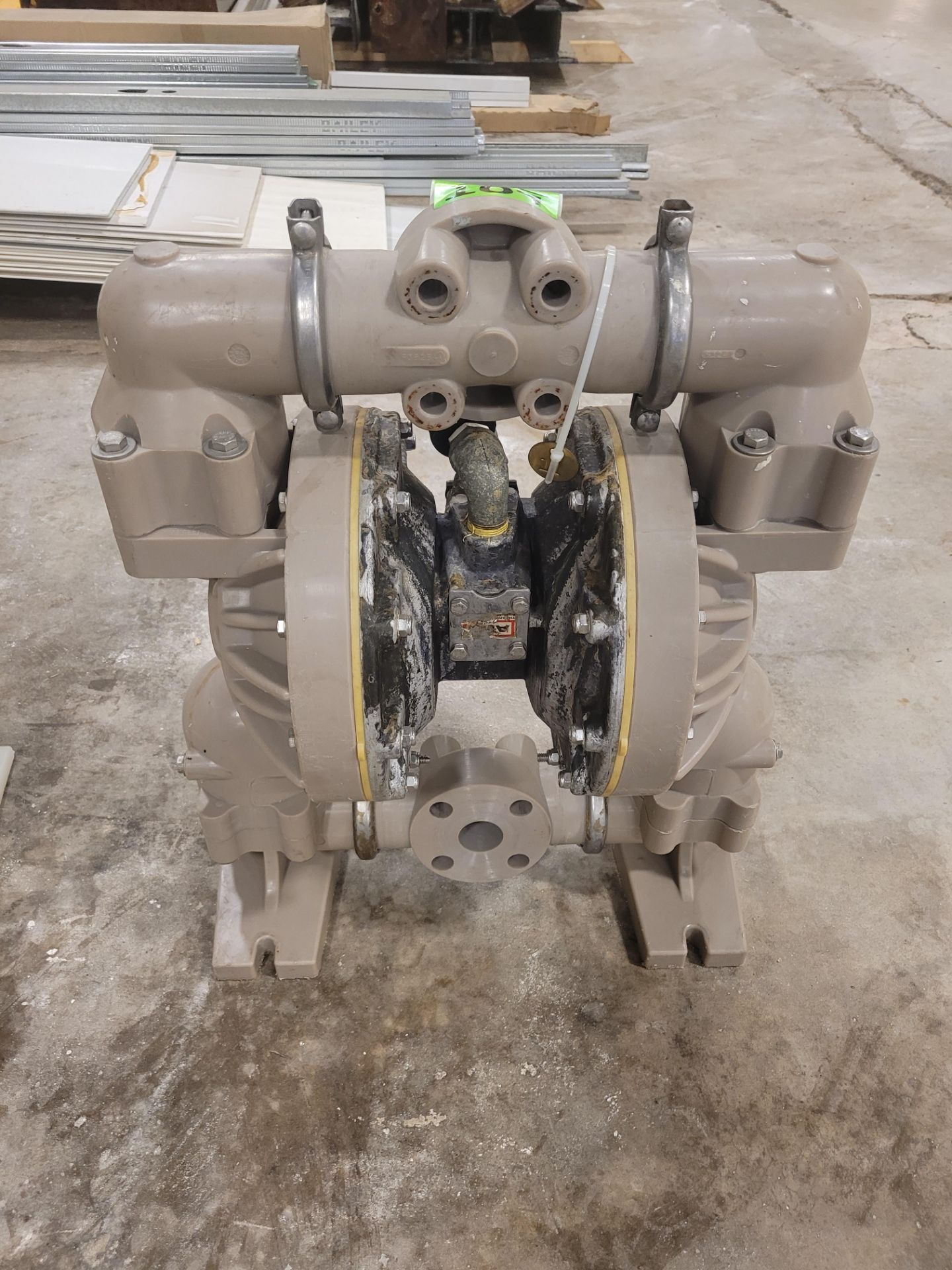 2" ARO Non-Metallic series Diaphragm pump mod. 6662B3-344-C, portable on SS frame with locking caste - Image 2 of 3