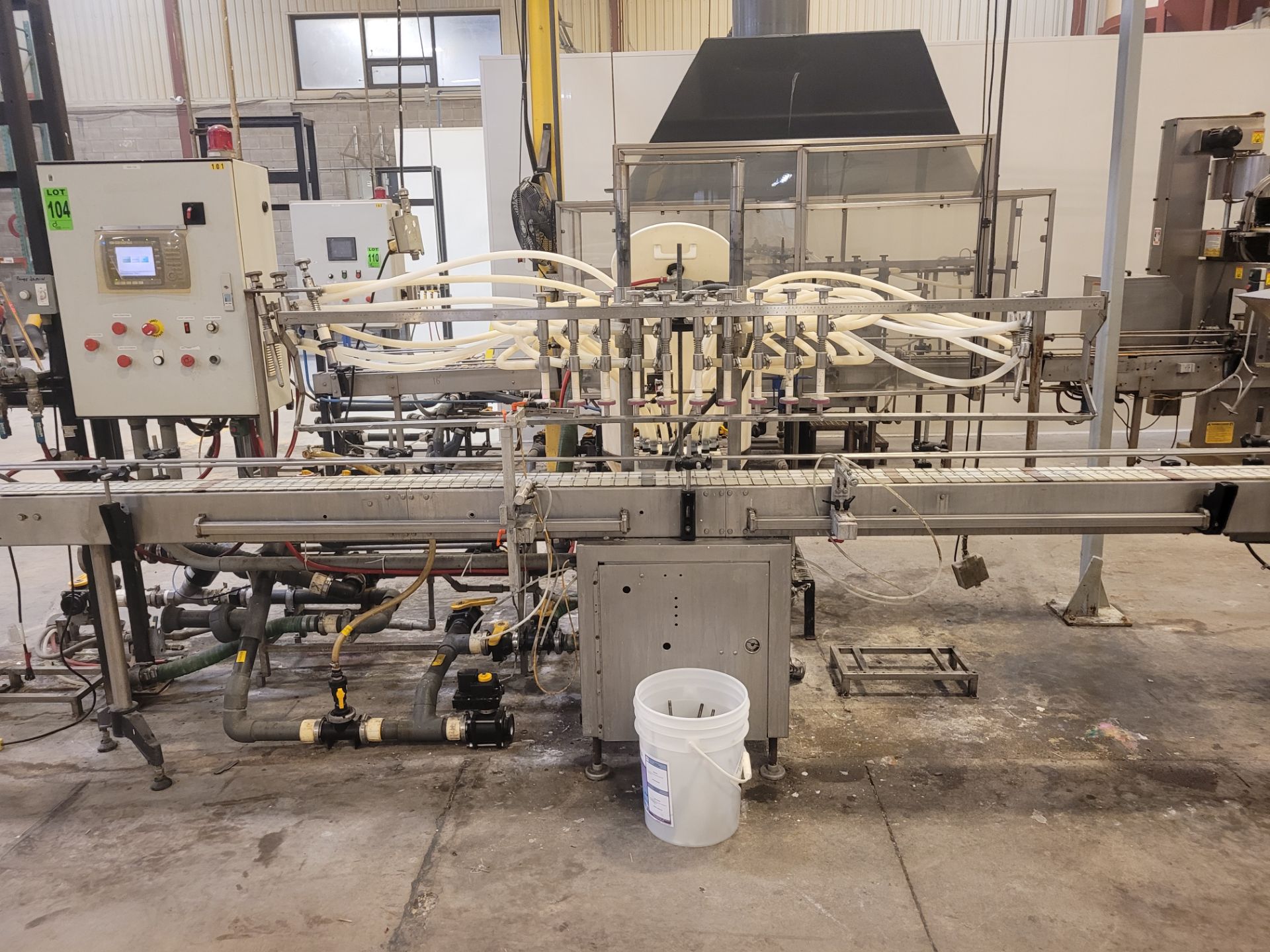 10-head pressure filler with motorized conveyor, 1L-4L cap., custom mfg. including control panel, co - Image 15 of 21