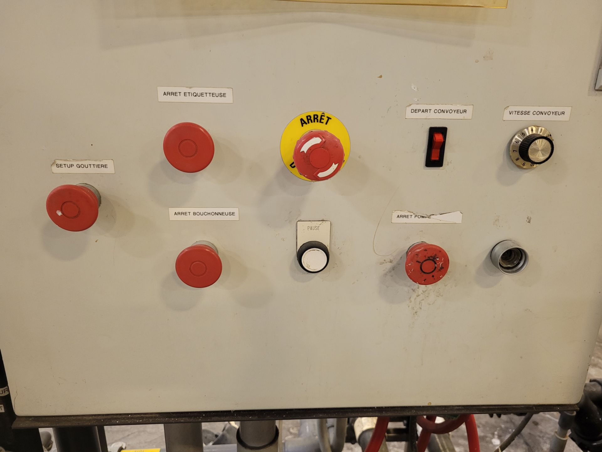 10-head pressure filler with motorized conveyor, 1L-4L cap., custom mfg. including control panel, co - Image 21 of 21