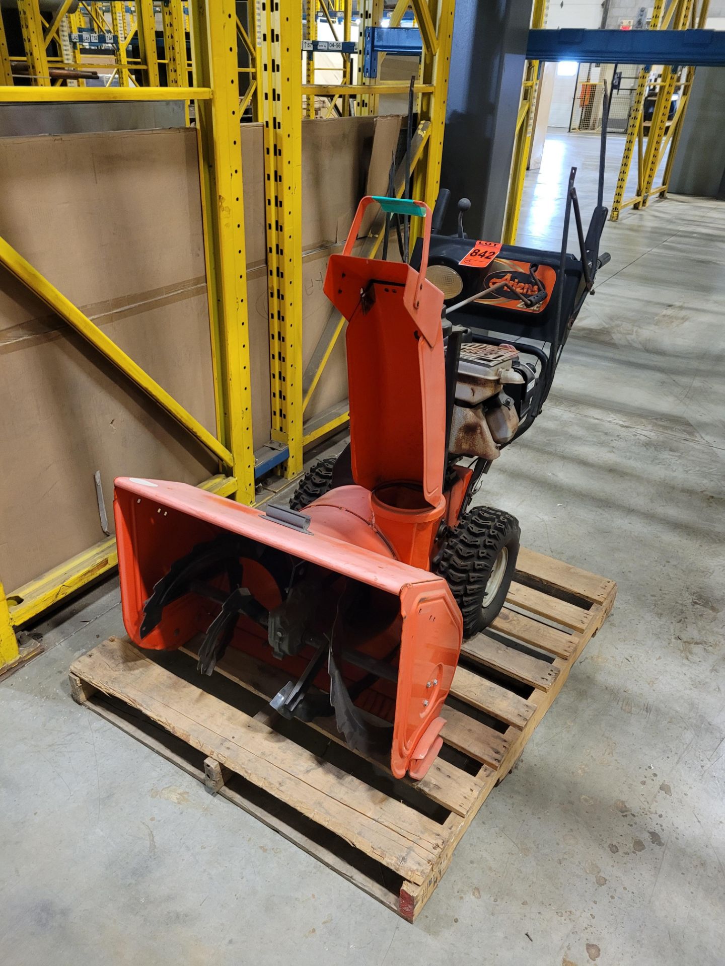 ARIENS snowblower mod. 27LE, ser. 3820 w/ BRIGGS & STRATTON 1350 SnowSeries Max. 305cc engine - Image 2 of 15