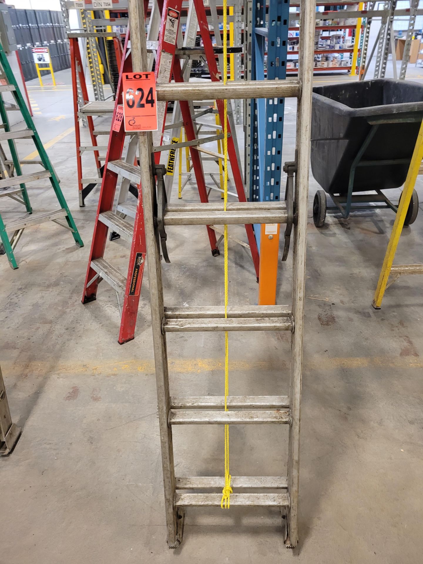 32' 2-Section aluminum extension ladder