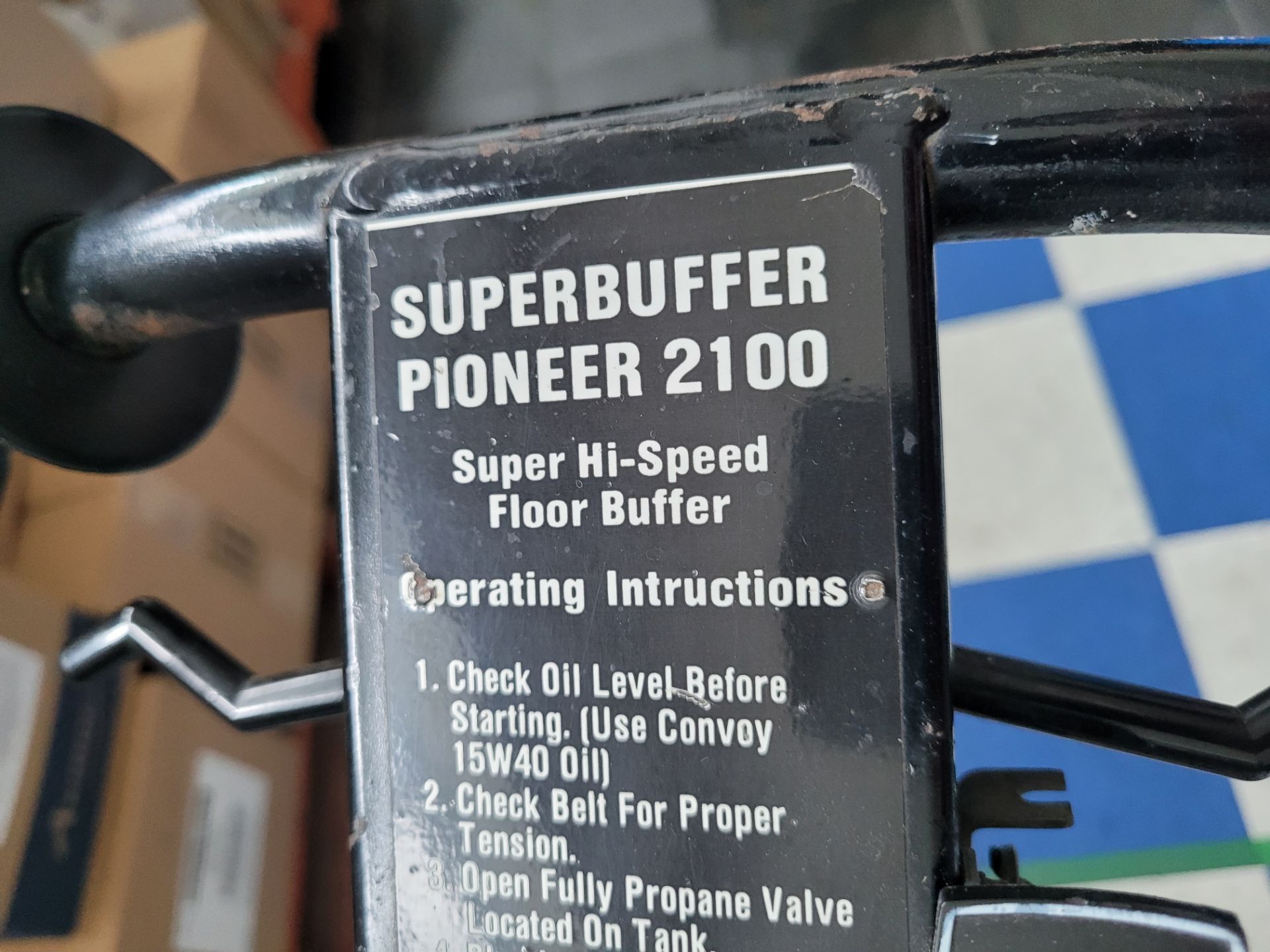 PIONEER 2100 series SuperBuffer propane buffer w/ HONDA GXV340 engine - Image 8 of 9