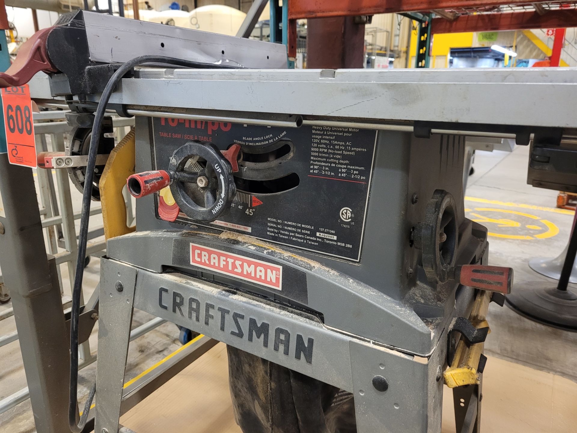 CRAFTSMAN 10" table saw - Image 4 of 5