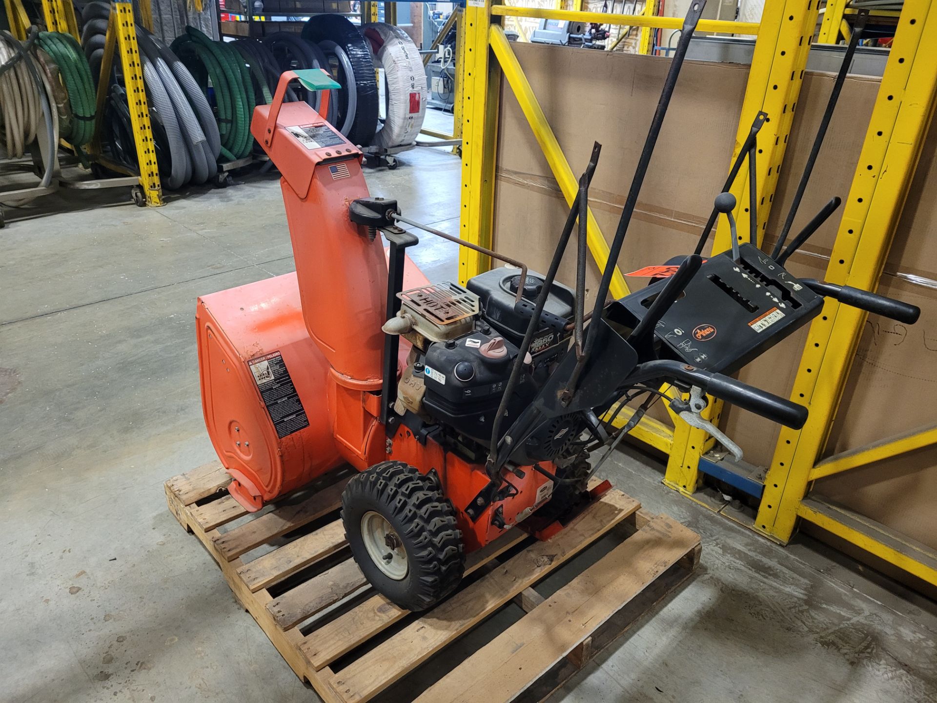 ARIENS snowblower mod. 27LE, ser. 3820 w/ BRIGGS & STRATTON 1350 SnowSeries Max. 305cc engine - Image 6 of 15