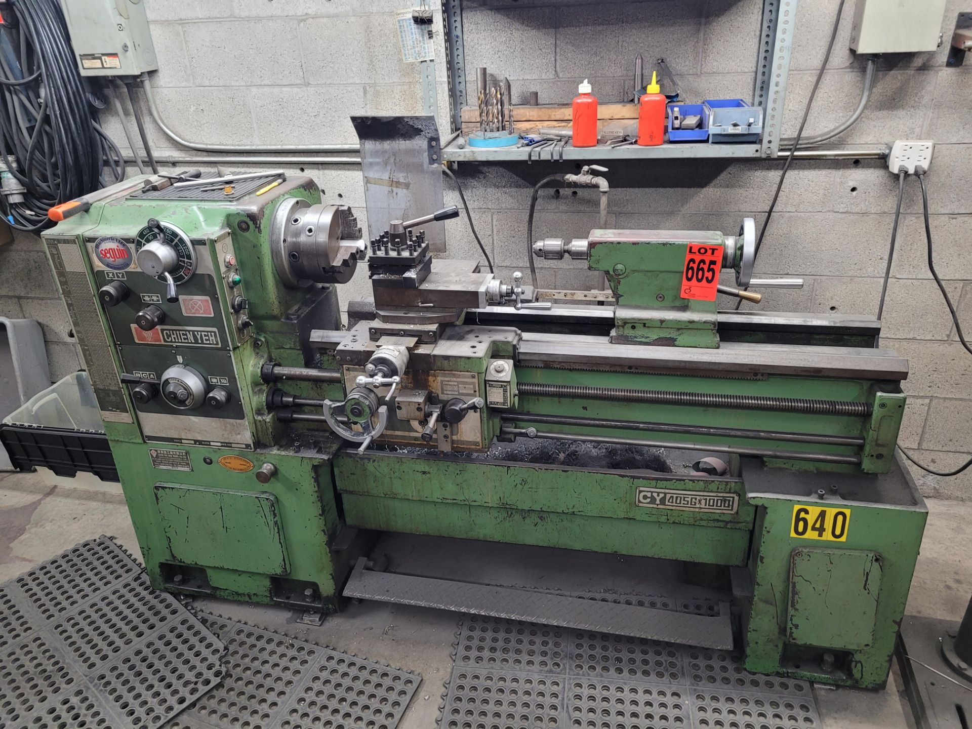 CHIEN YIEH Lathe mod. CY405Gx1000