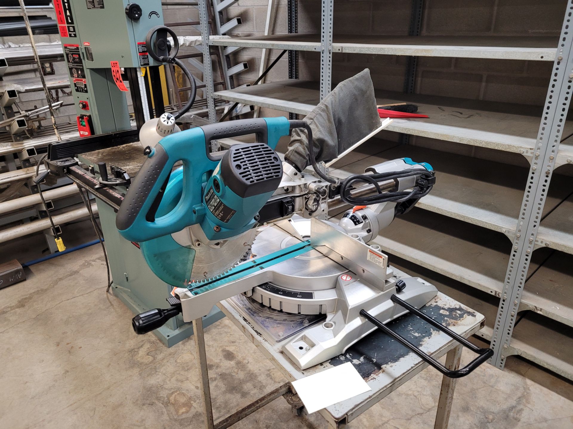 MAKITA mod. LS1018L 10" dual sliding compound mitre saw with laser - Image 3 of 5