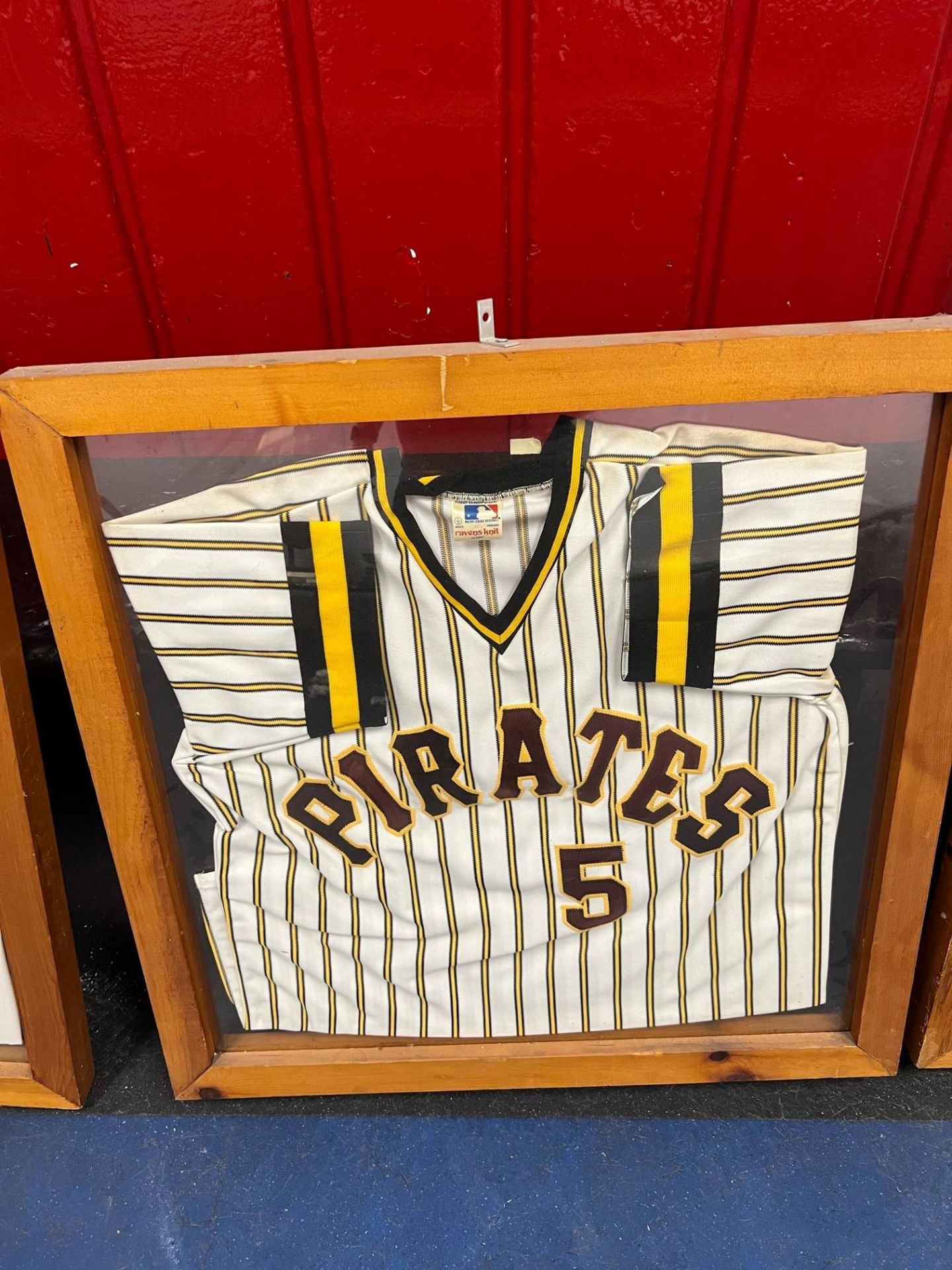 Vintage Pittsburgh Pirates Jersey - Framed/Behind Glass - Sports Memorabilia