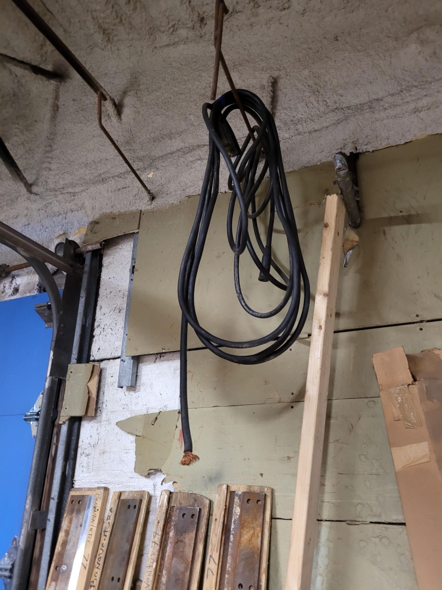 Lot of welding accessories, cable - Image 2 of 2