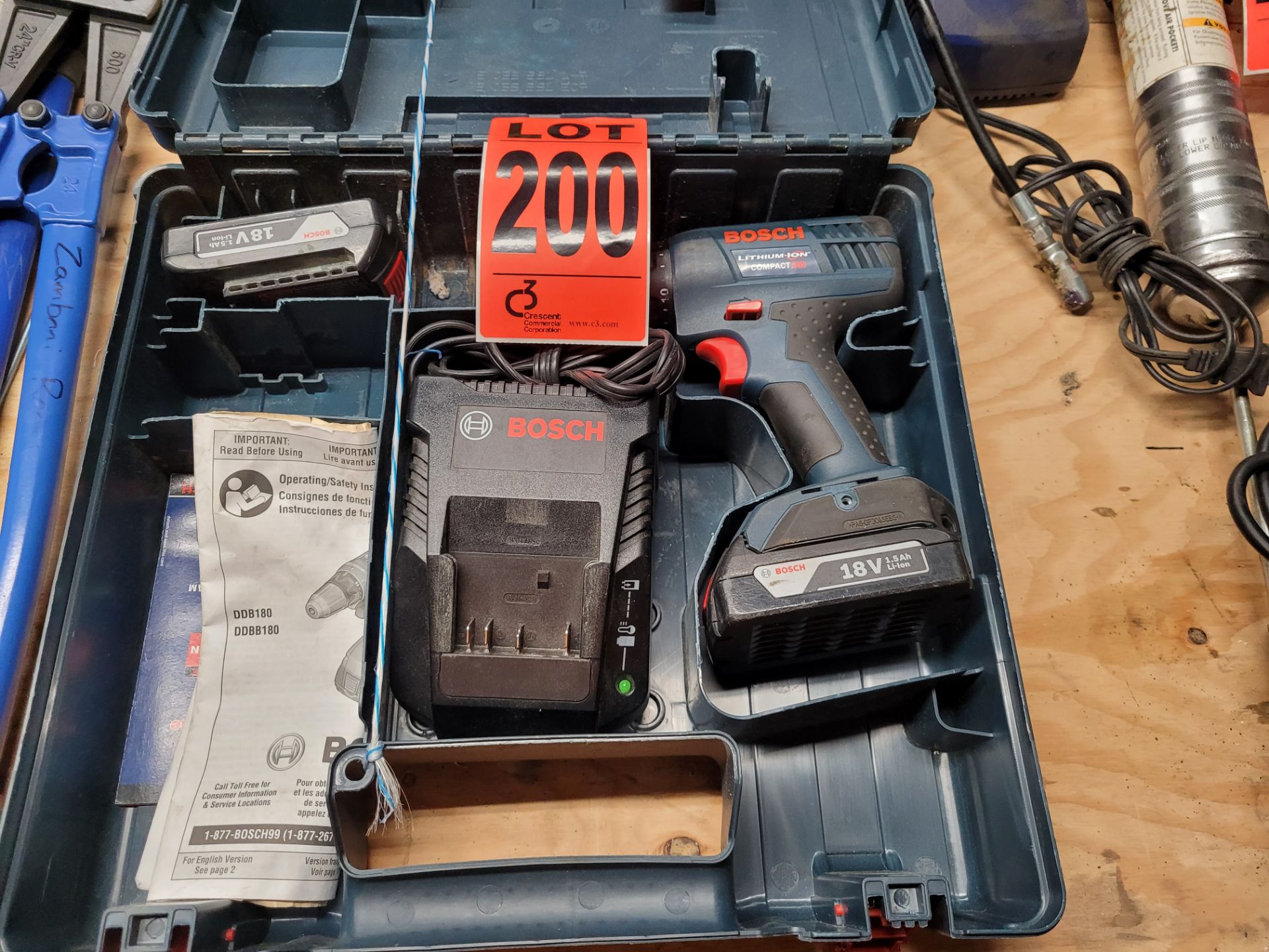 BOSCH mod. DDB180-02 18V 3/8" drill/driver with (2) 18V batteries and charger, original case and man - Image 2 of 2