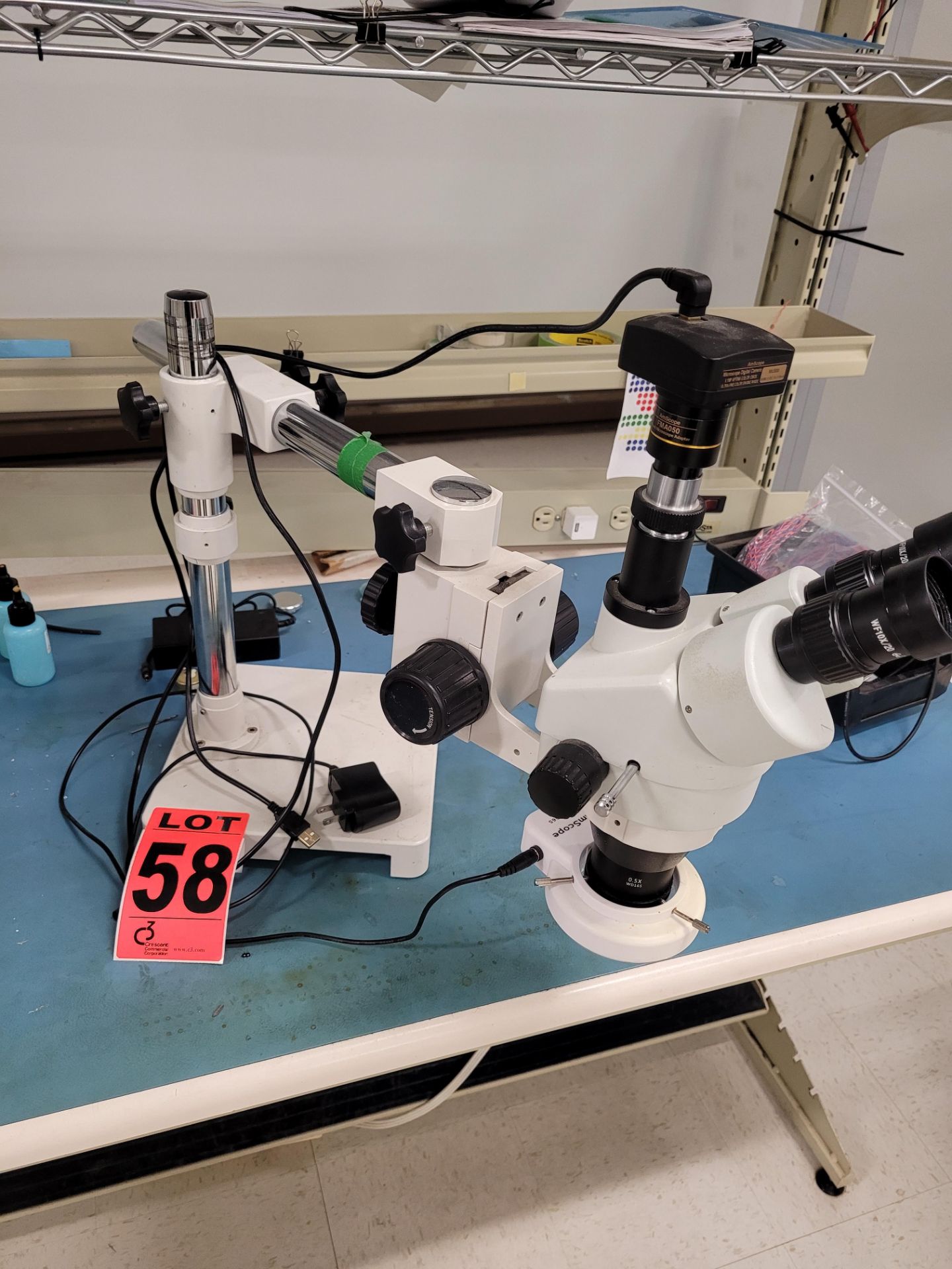 AMSCOPE Trinocular with portable camera mod. MU500, AMSCOPE mod. LED-565, AMSCOPE FMA050 Fixed Micro