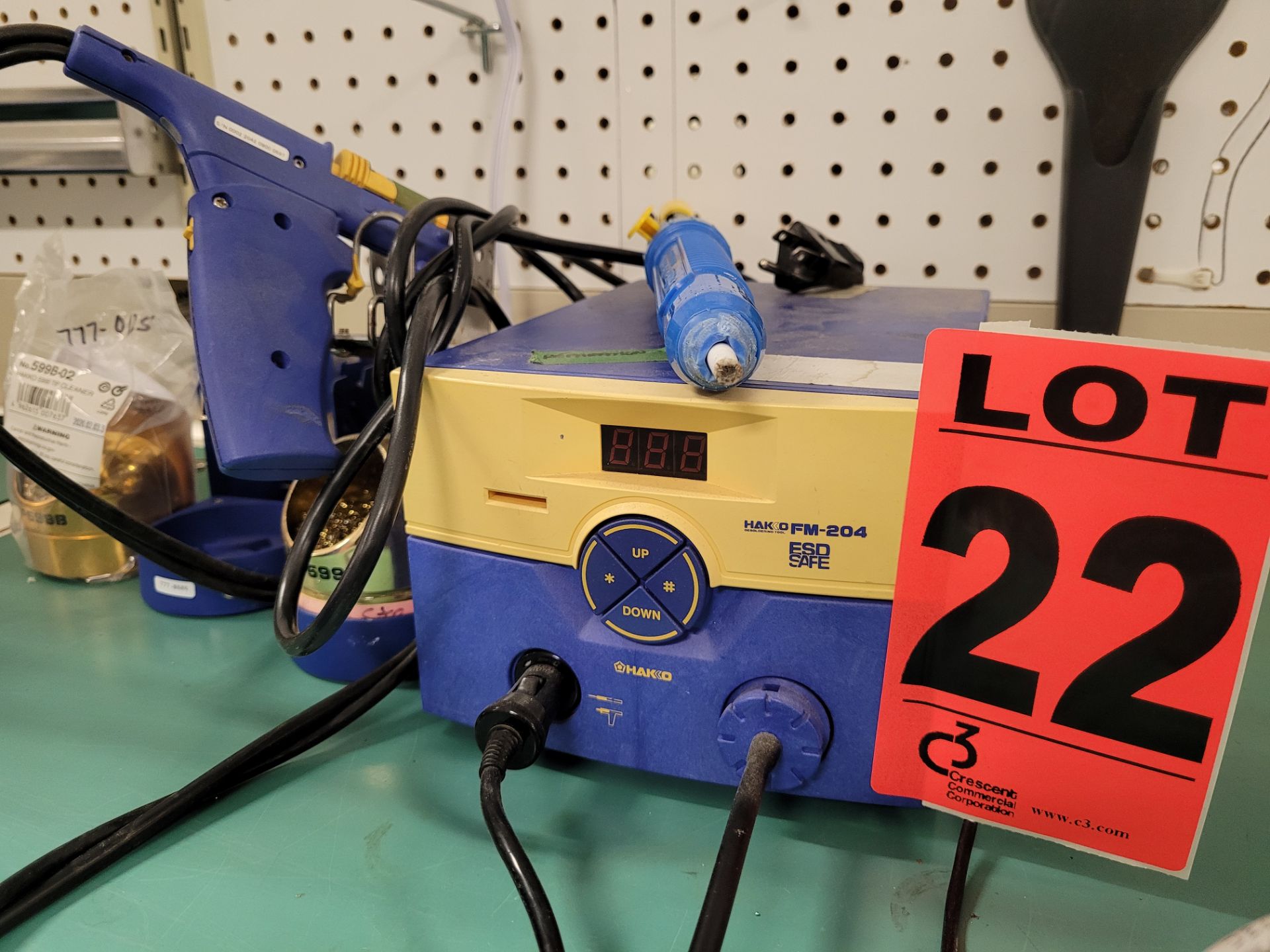 HAKKO FM-204 soldering station - Image 2 of 5