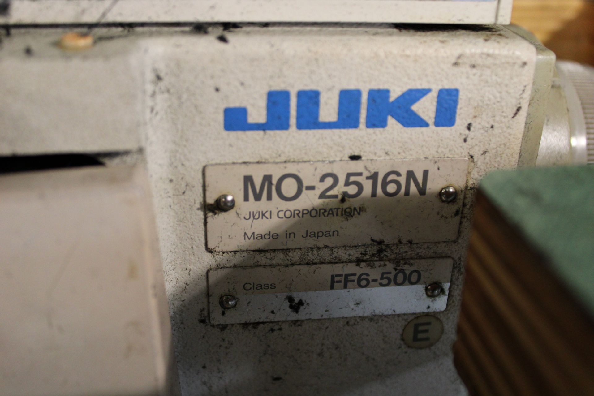 JUKI mod. MO-2516-N FF6-500 industrial sewing machine, 110V - Image 2 of 5