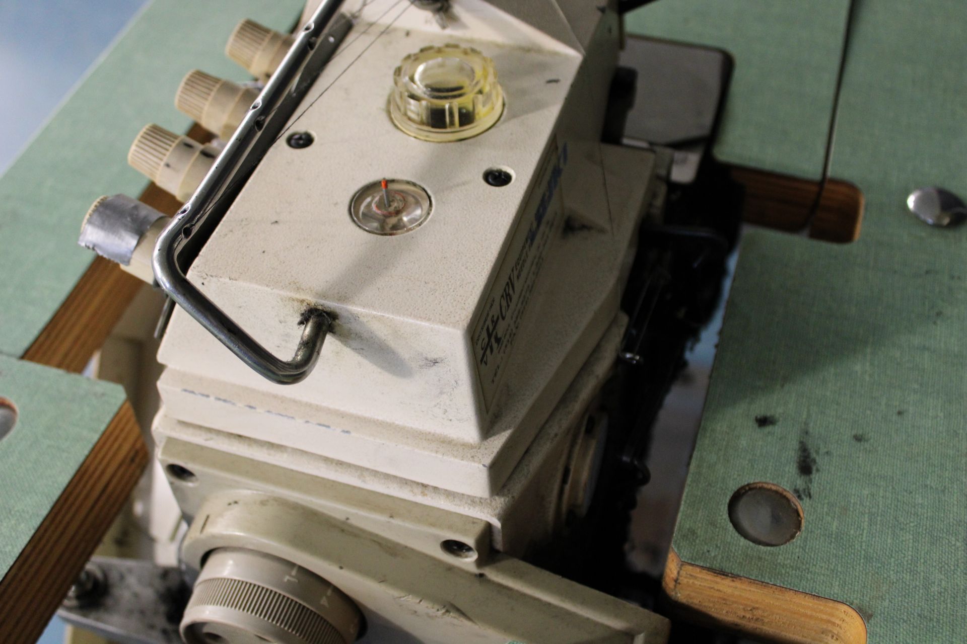 JUKI mod. MO-2516-N FF6-500 industrial sewing machine, 110V - Image 4 of 5