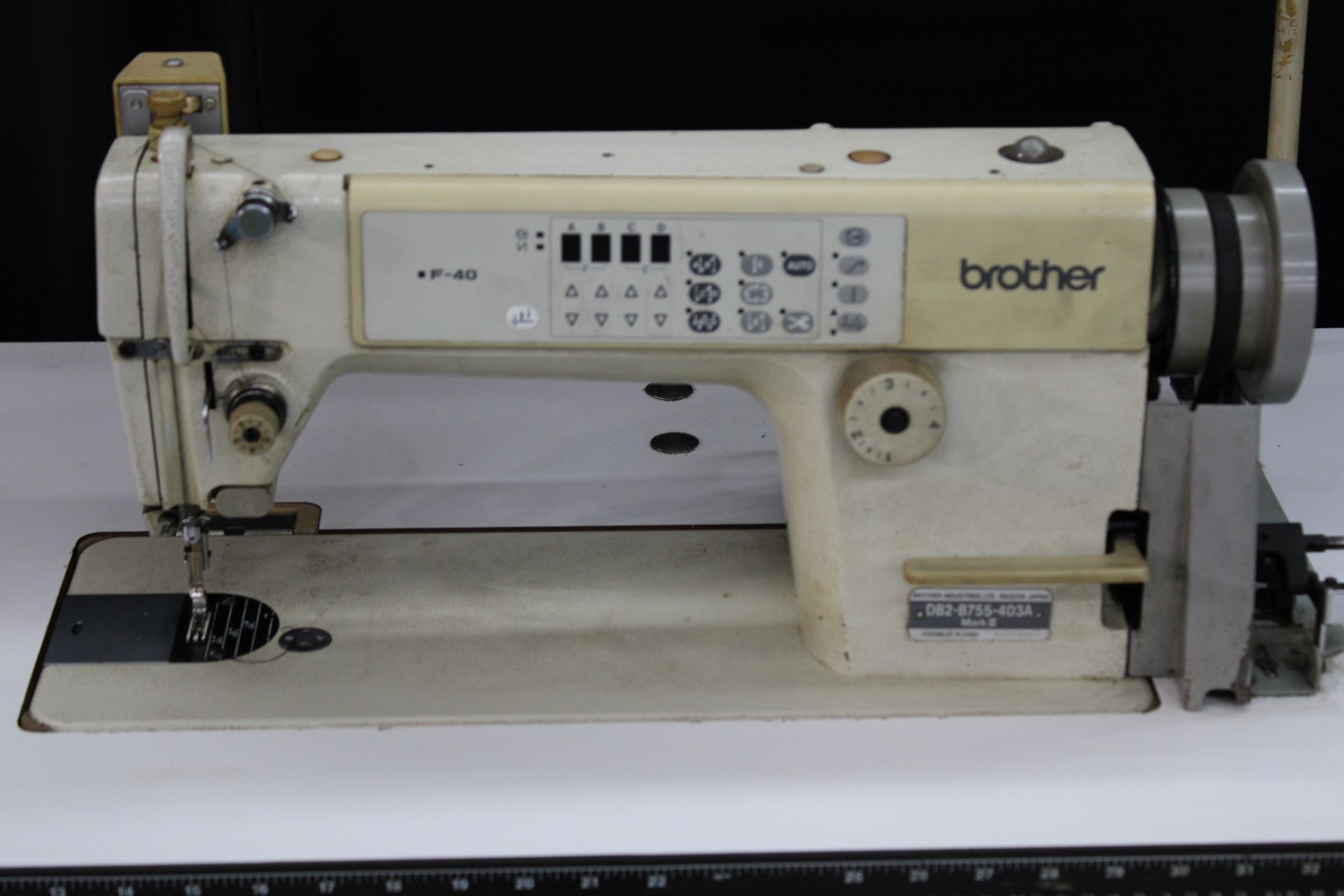 BROTHER mod. DB2-755-403A industrial sewing machine, Mark III, P/T/FOOT LIFT, MD-812A, 110V, White - Image 3 of 5