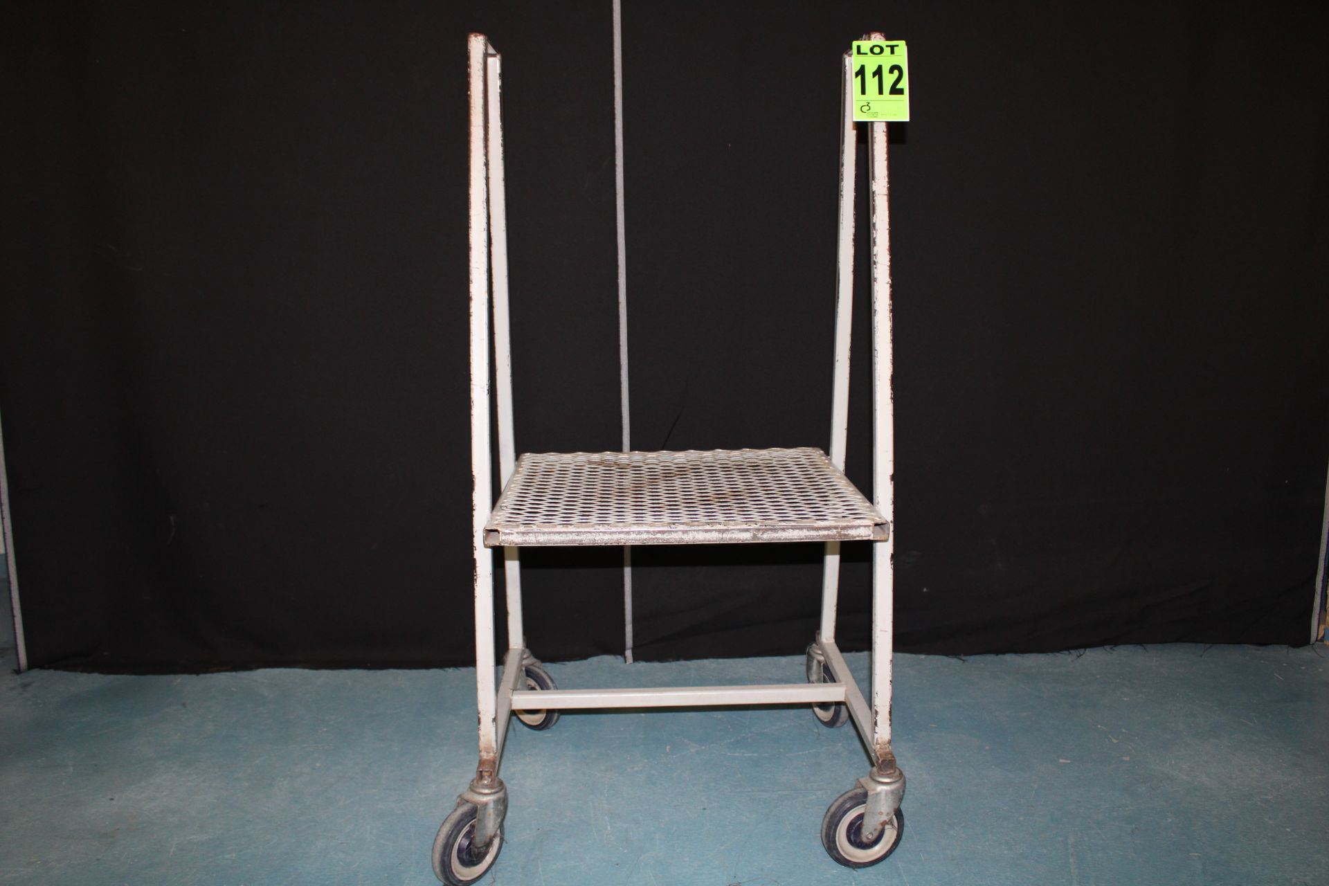 Lot of (6) steel carts with casters, for stackable material, dark grey