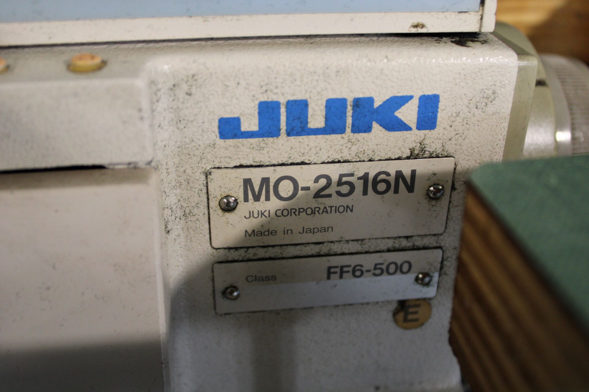 JUKI mod. MO-2516-N FF6-500 industrial sewing machine, 110V, complete, - Image 2 of 5