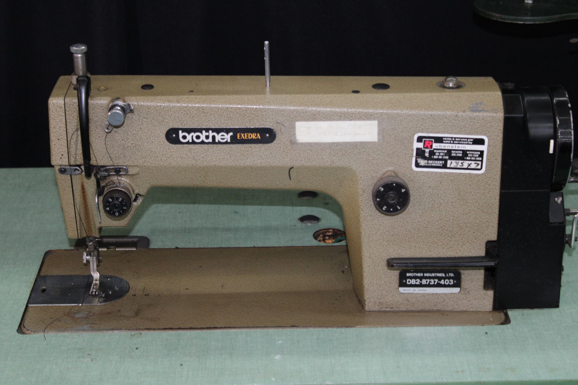 BROTHER mod. DB2-737-403 industrial sewing machine, modified to clutch motor model. DB2-735 - Image 3 of 5