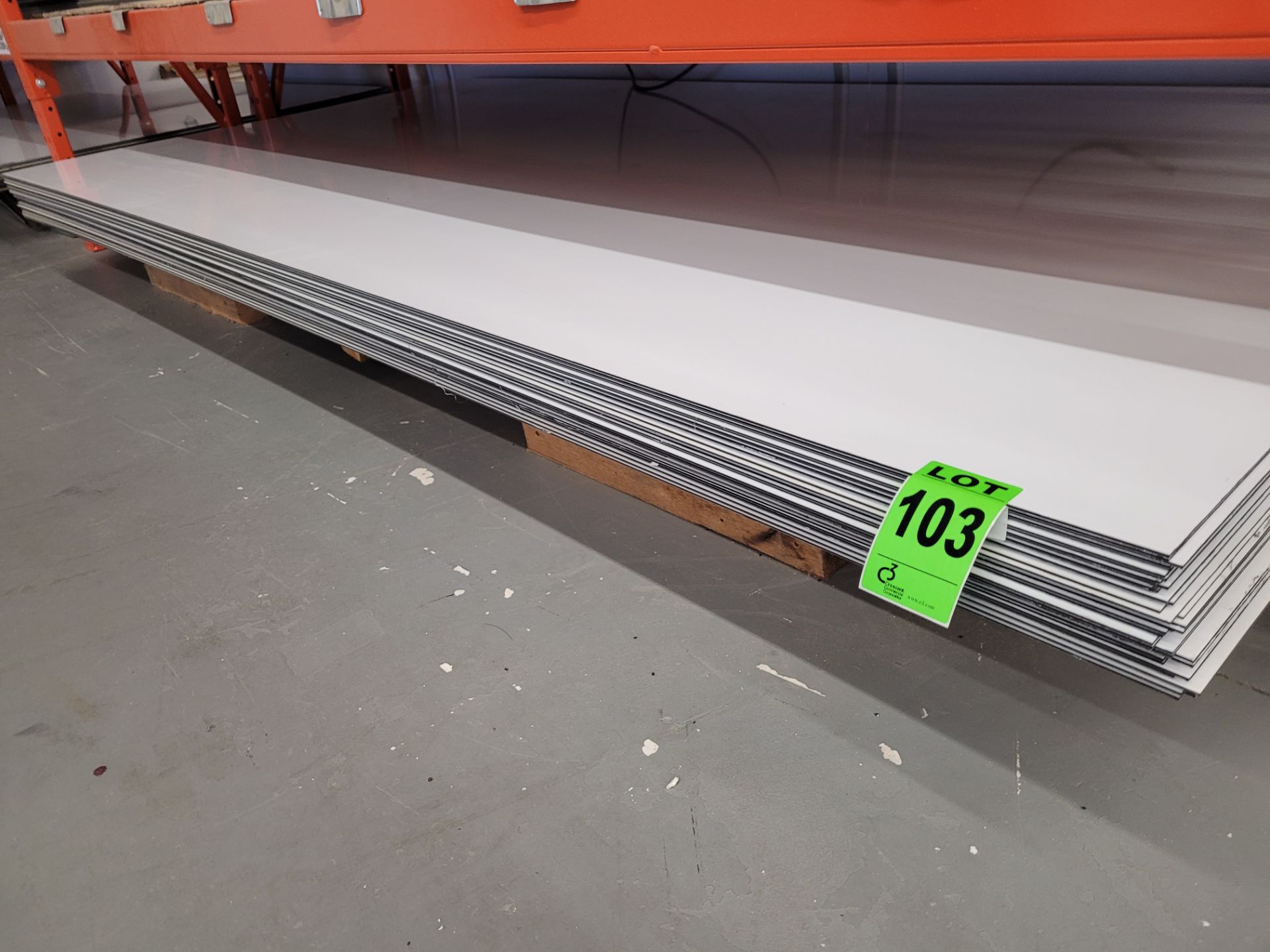 Lot of (35) 3M aluminum composite panels, 1520mm x 3050mm