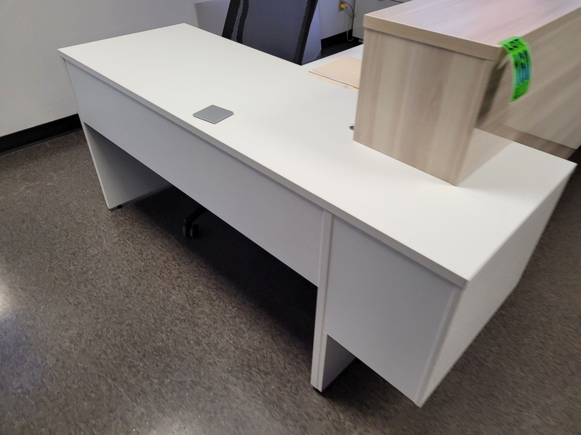 Lot of reception desk and furniture including reception desk, high back rolling office chair, 3-draw - Image 2 of 7