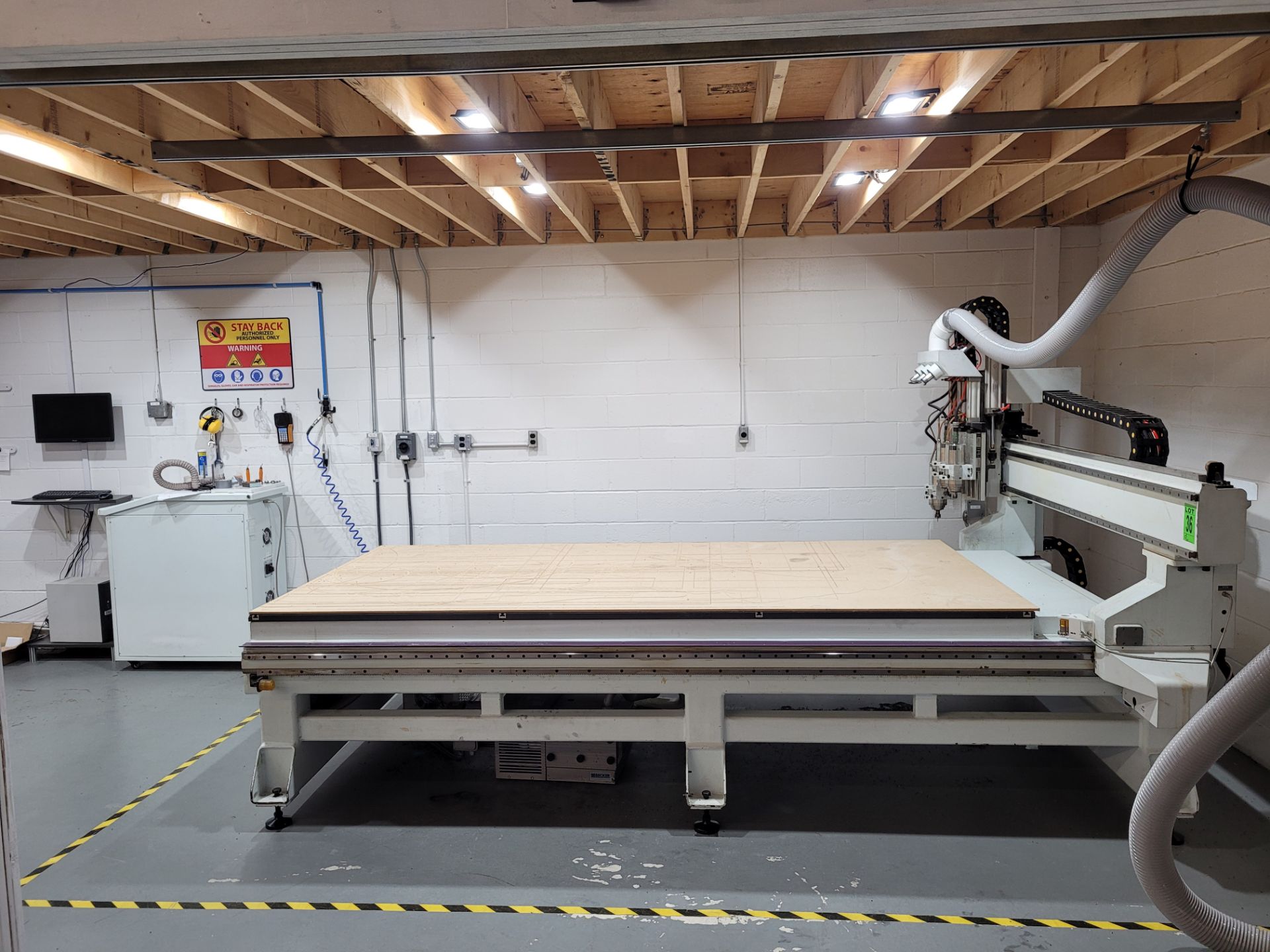2015 SUDA ATC CNC Router mod. MG1630C, 3-Head System with Accessories and CRAFTEX mod. FM-300 Collec - Image 2 of 51