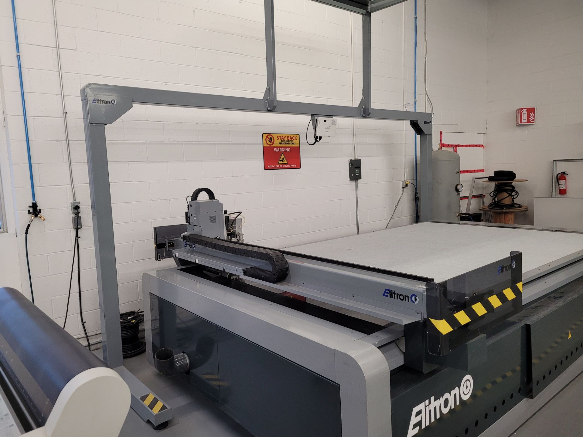 2014 ELITRON CAM mod. Kombo 3120 SD Automatic Cutting System, ser. 303141683G, 3PH, with air tank an - Image 36 of 46