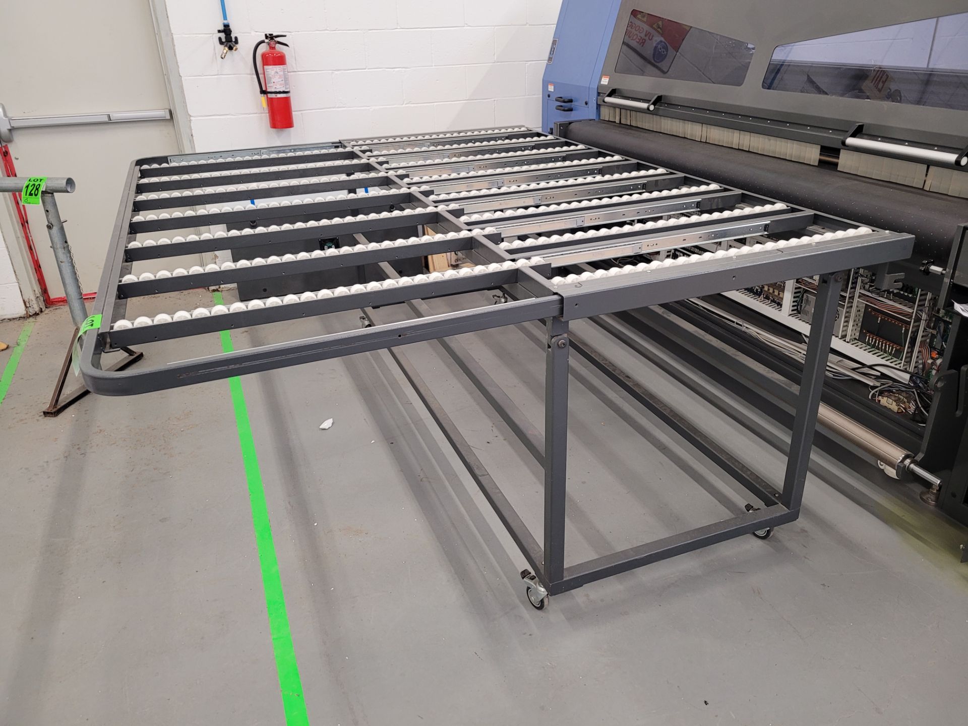 Extendable entry/exit roller conveyor on casters, 92" x 45" x 38" (up to 75") - Image 2 of 4