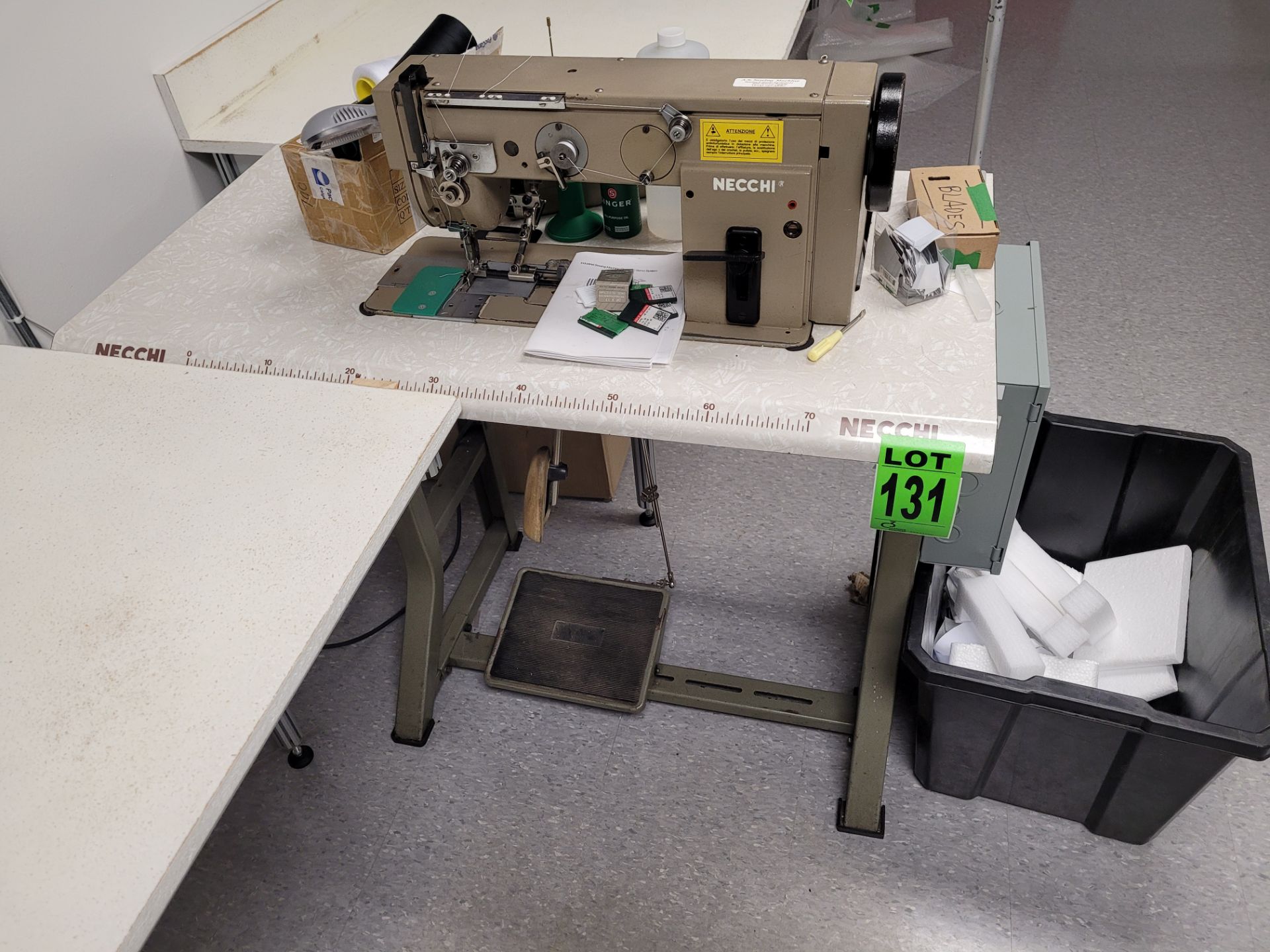 NECCHI mod. 958-101 semi-auto industrial sewing machine and table with accessories
