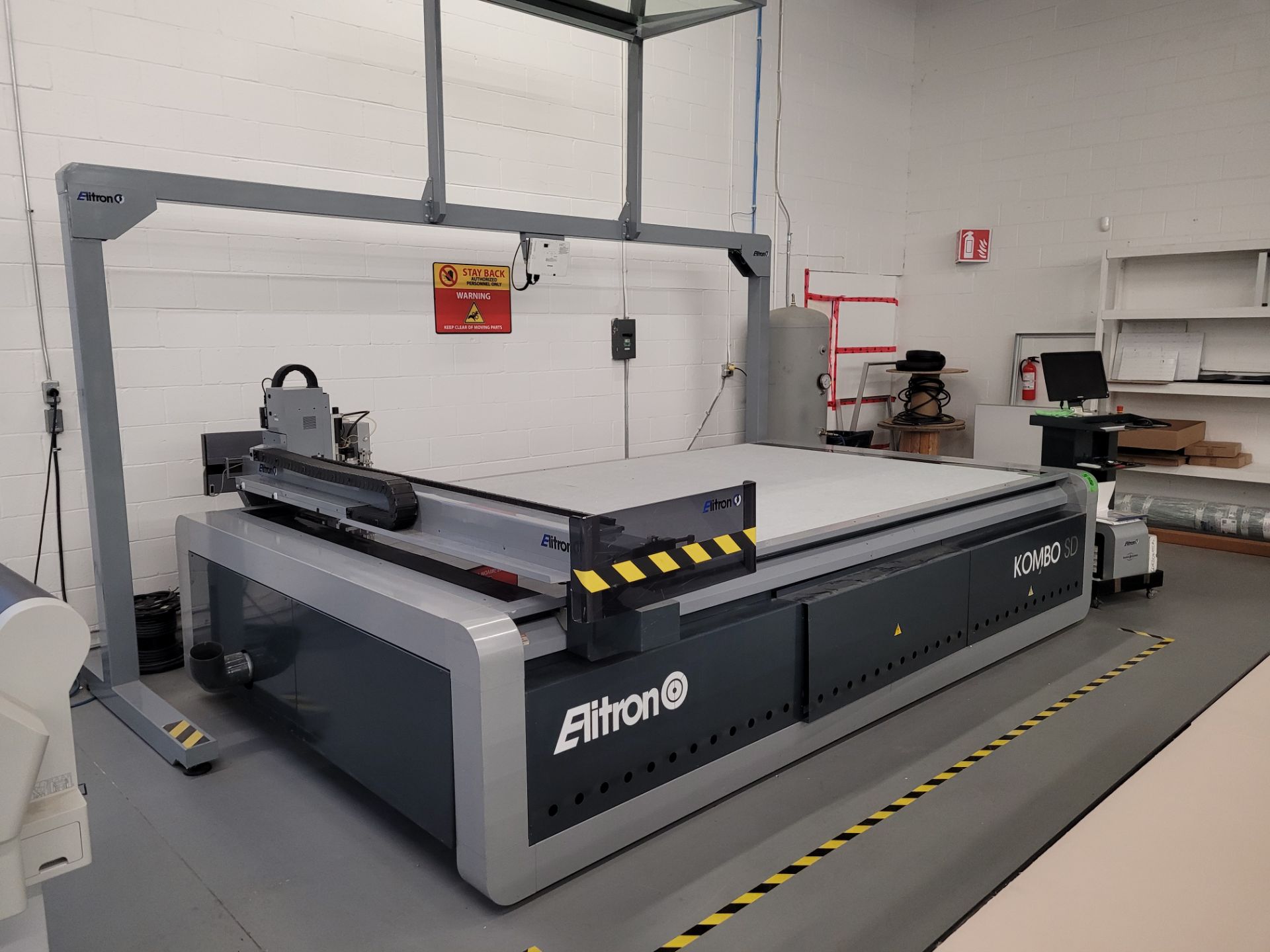 2014 ELITRON CAM mod. Kombo 3120 SD Automatic Cutting System, ser. 303141683G, 3PH, with air tank an