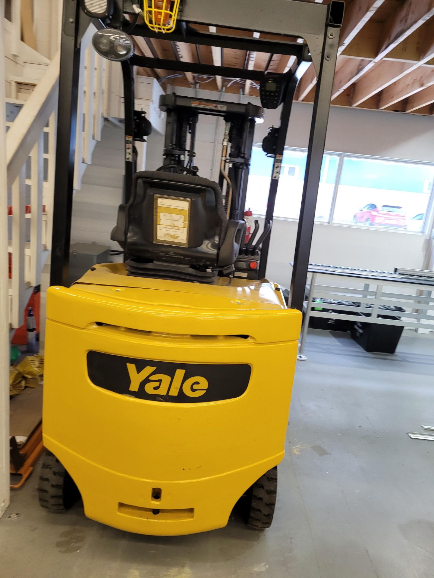 YALE Forklift mod. ERCO050VGN48TE85, 4200lbs cap., 48V, 17' H, 4900hrs, ser. A968N04749 with battery - Image 4 of 30