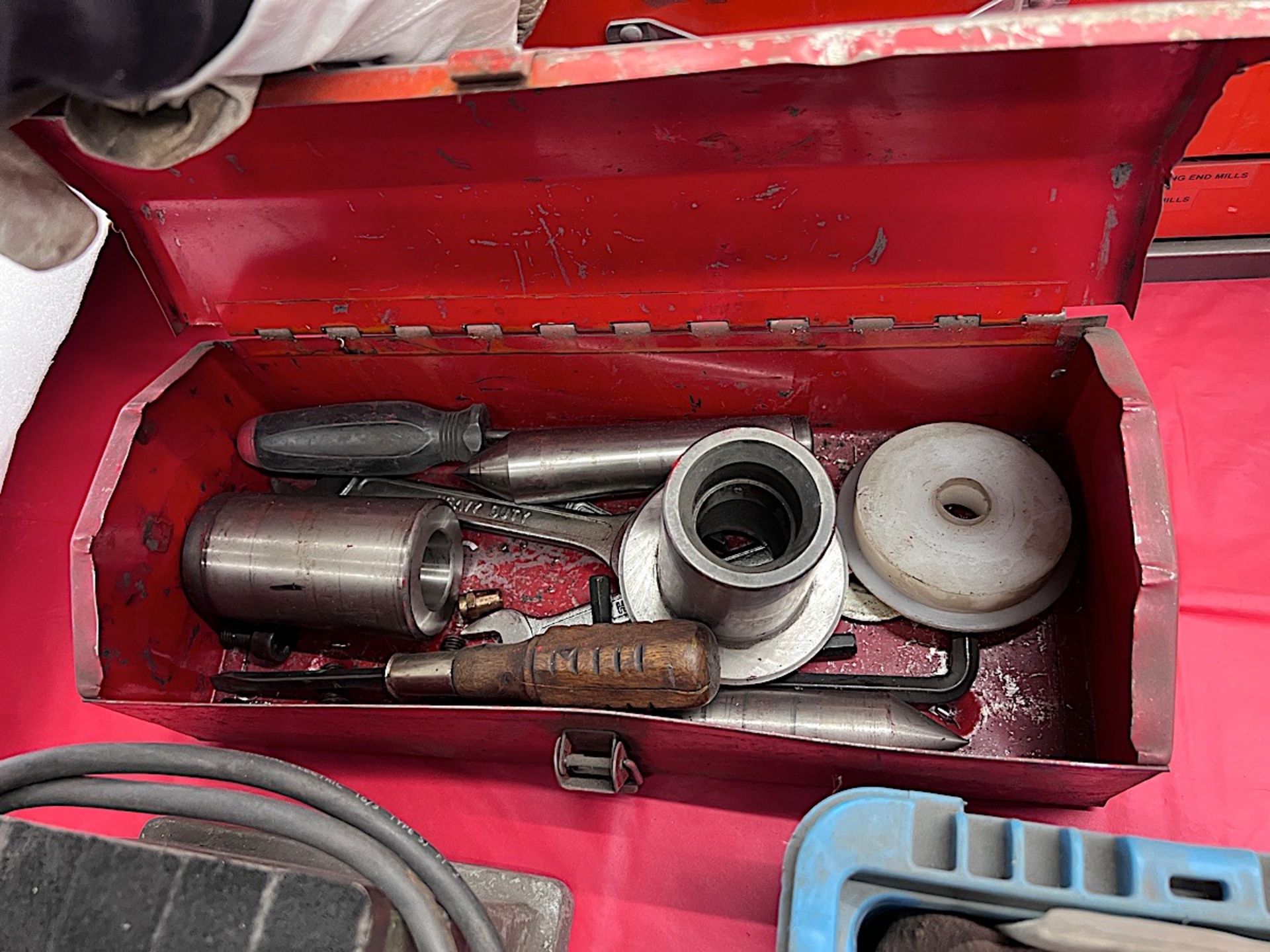 TOOL BOX WITH CONTENTS - Image 2 of 2