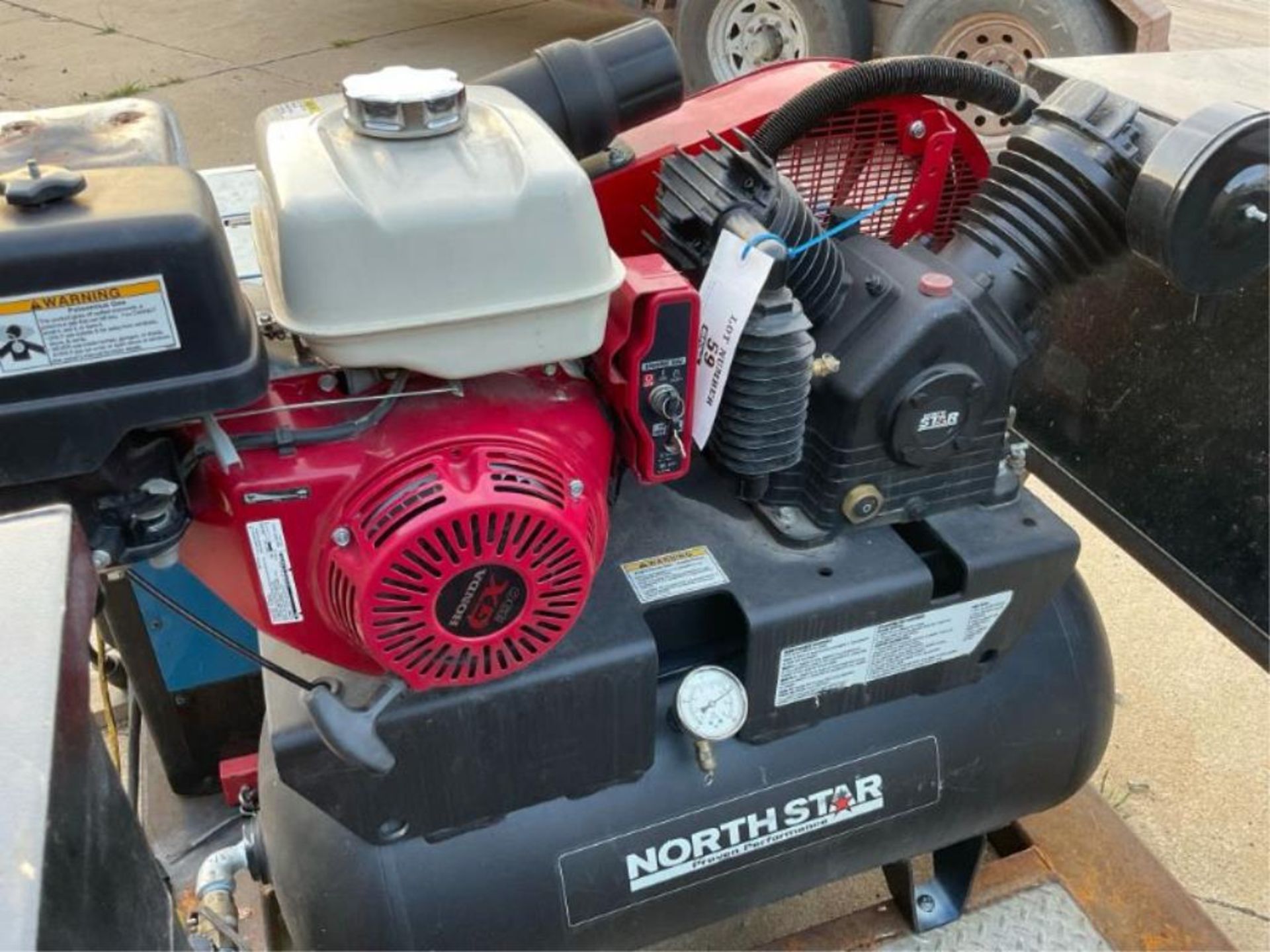 Air Compressor - Image 2 of 2