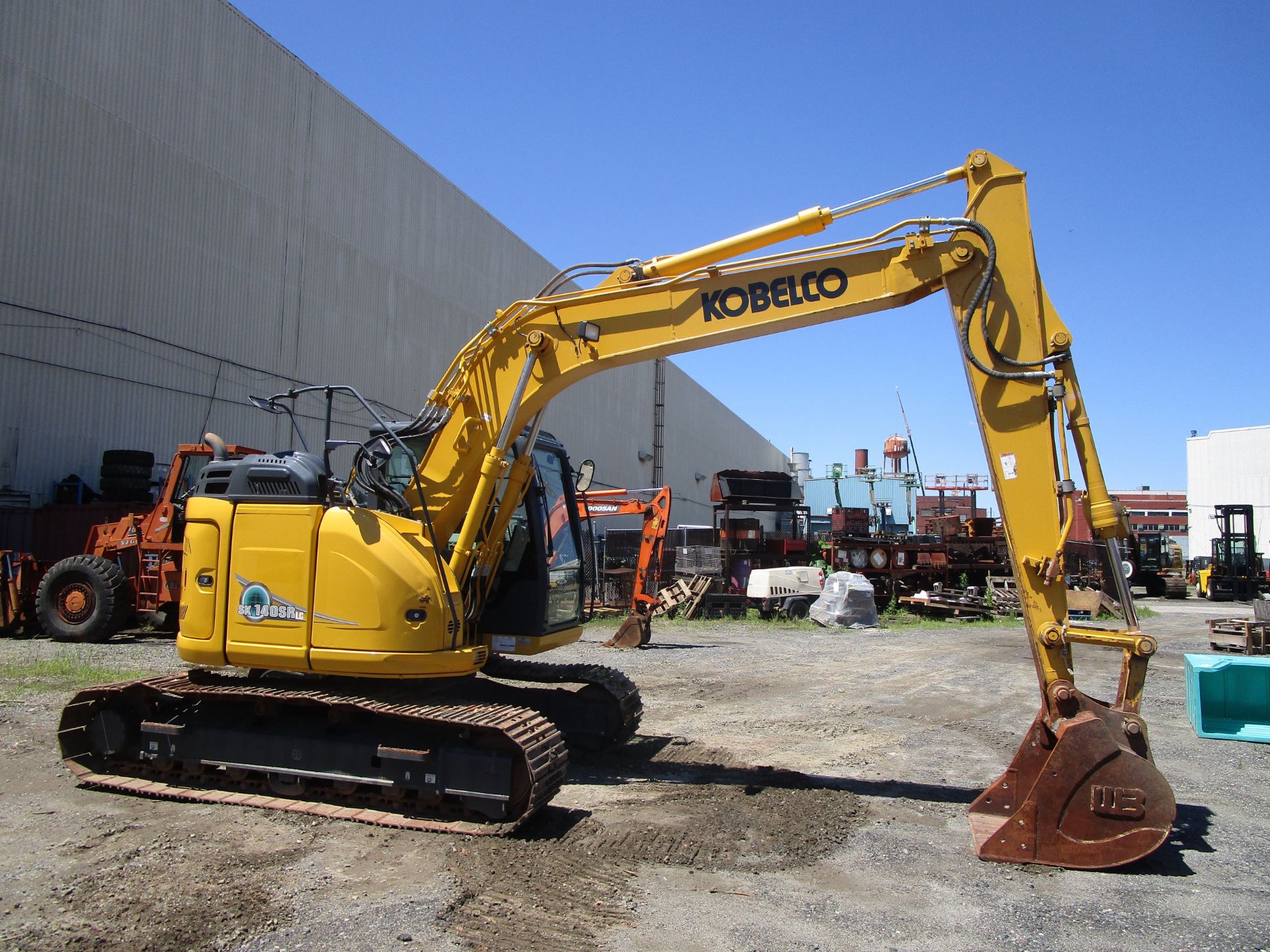 2018 Kobelco SK140SRLC-5 Excavator - Image 3 of 21