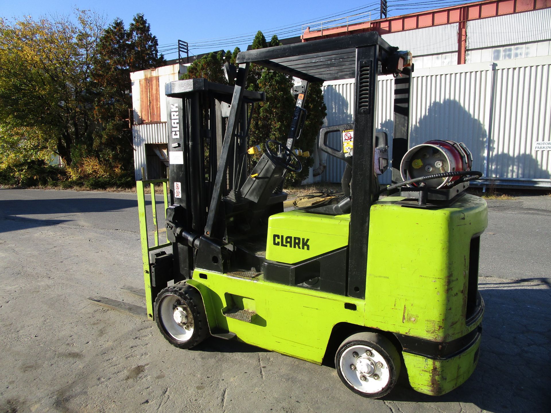 Clark GCX40 8000 lb Forklift - Image 6 of 10