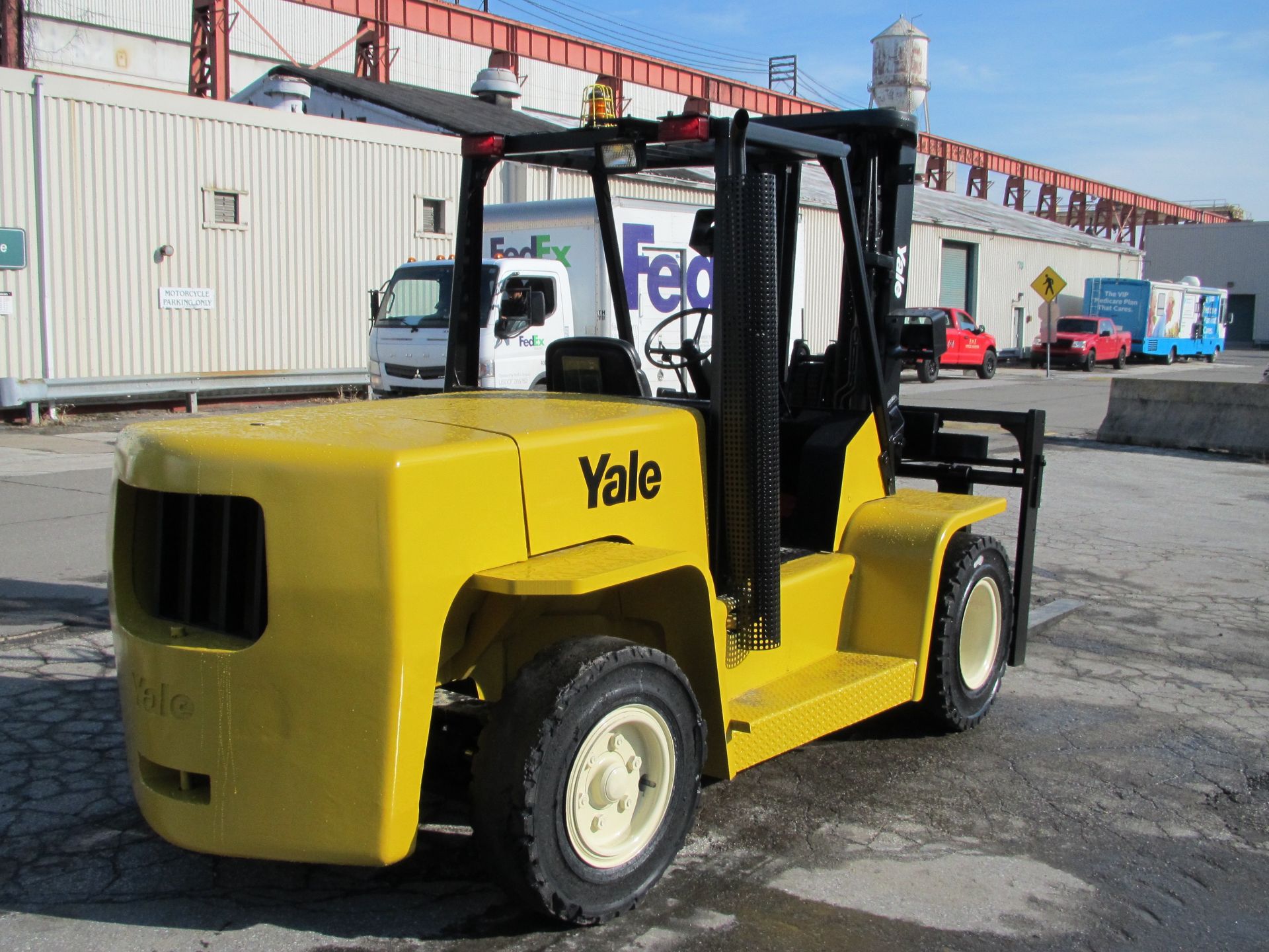 Yale GDP155CA 15,500 lb Forklift - Image 4 of 11
