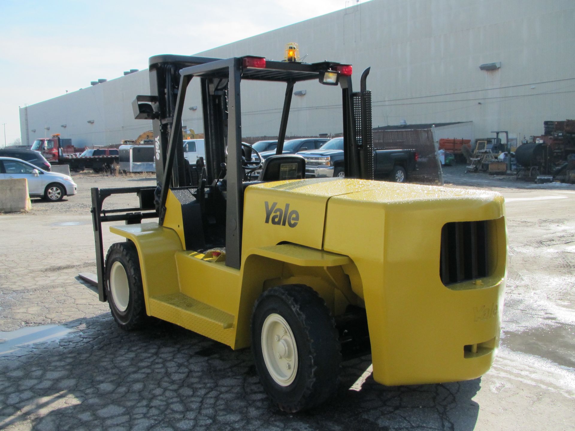 Yale GDP155CA 15,500 lb Forklift - Image 6 of 11