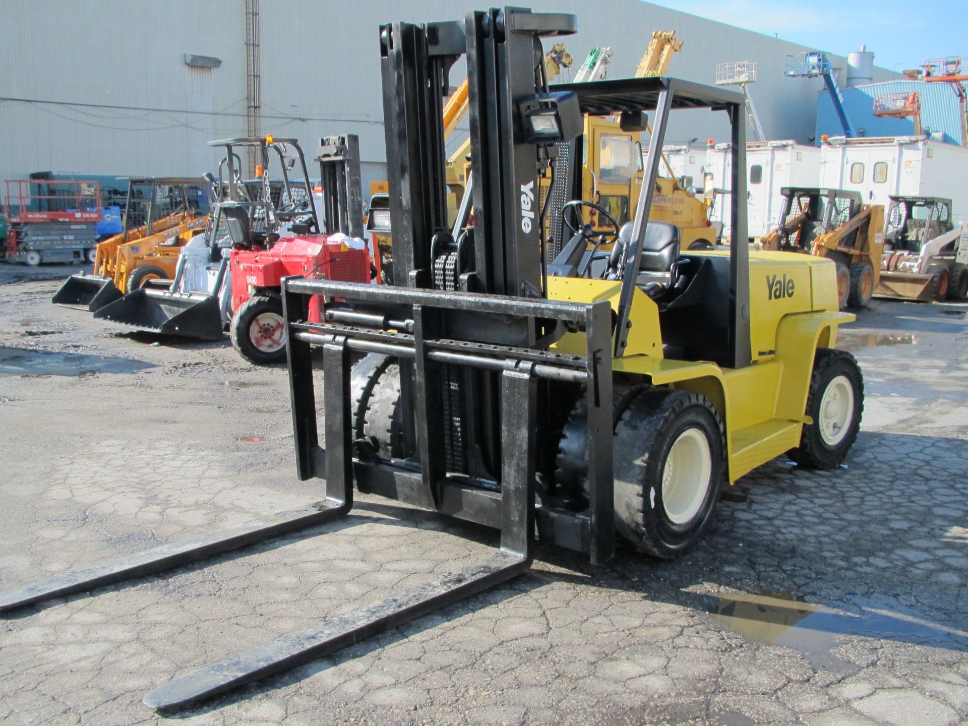 Yale GDP155CA 15,500 lb Forklift - Image 8 of 11