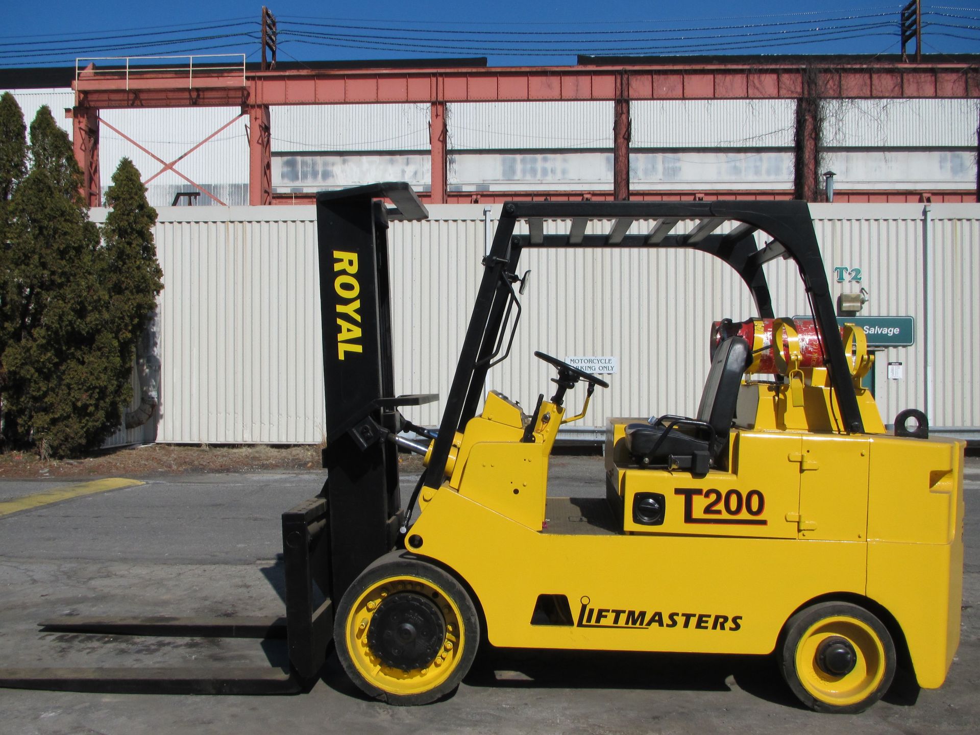 Royal TA200B 20,000 lb Forklift - Image 7 of 13