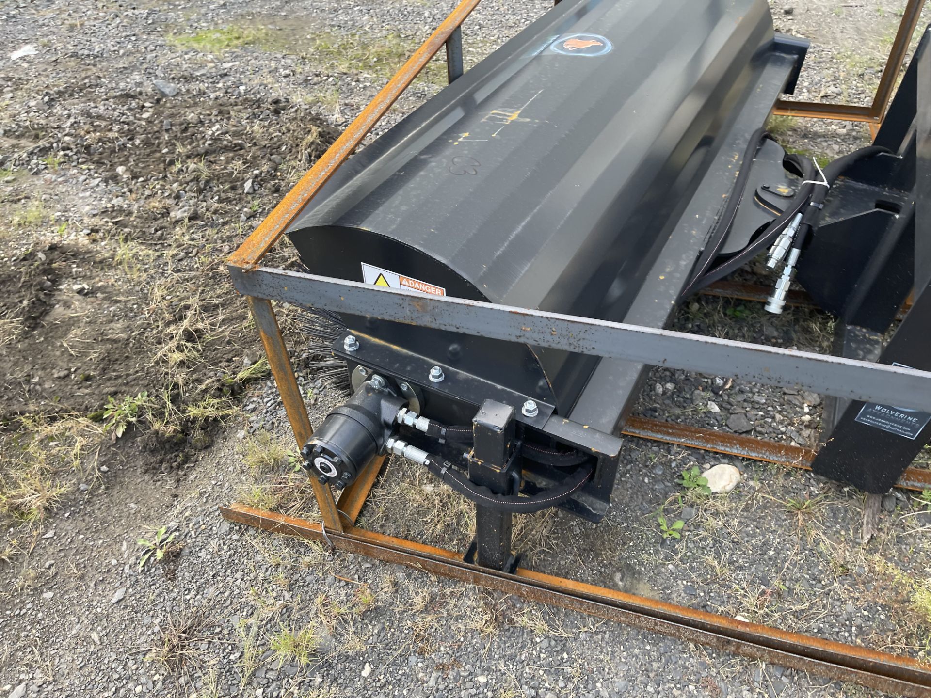 New Wolverine Skid Steer Sweeper Attachment (E3) - Image 6 of 8