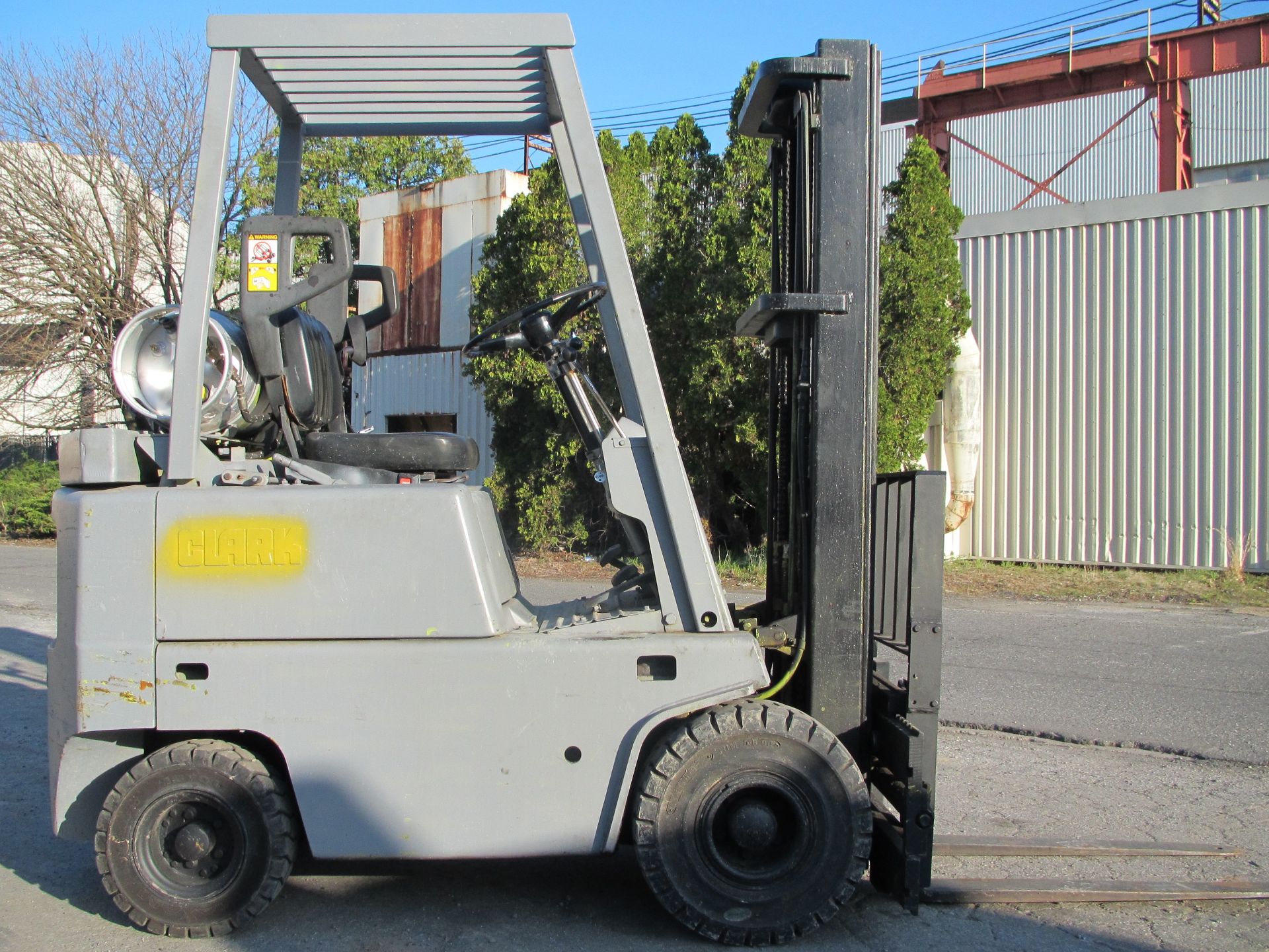 Clark C500Y30 3,000 lb Forklift