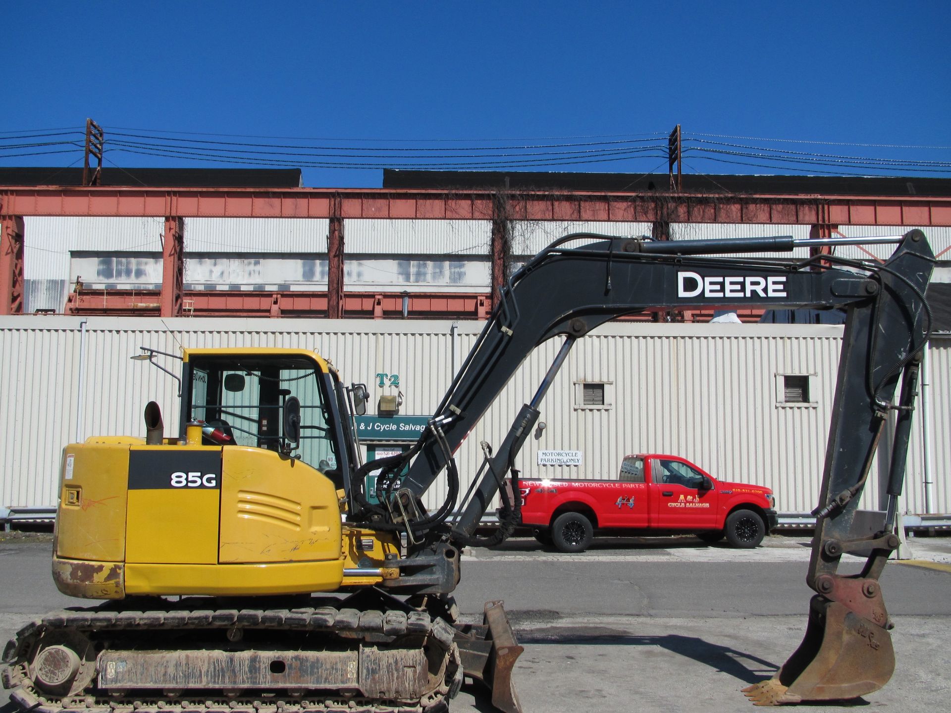 2014 John Deere 85G Excavator - Image 2 of 25