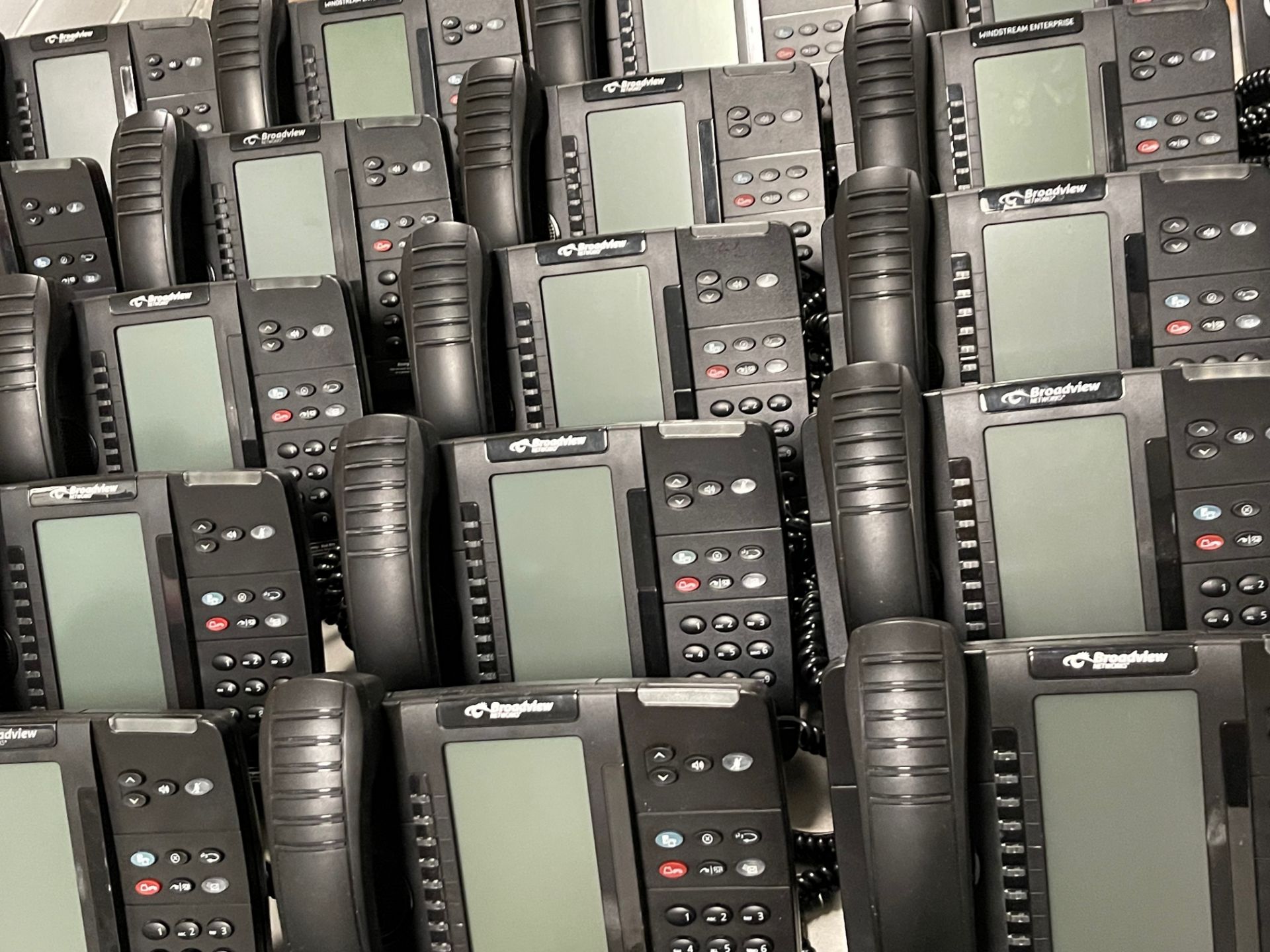 Lot of Office Phones - Image 3 of 10