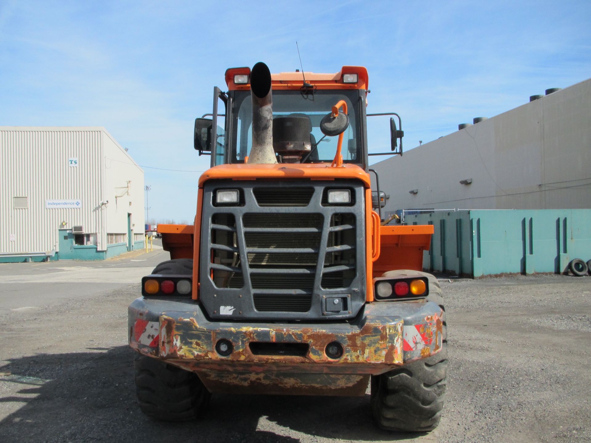 2015 Doosan DL250TC3 Wheel Loader - Image 6 of 20