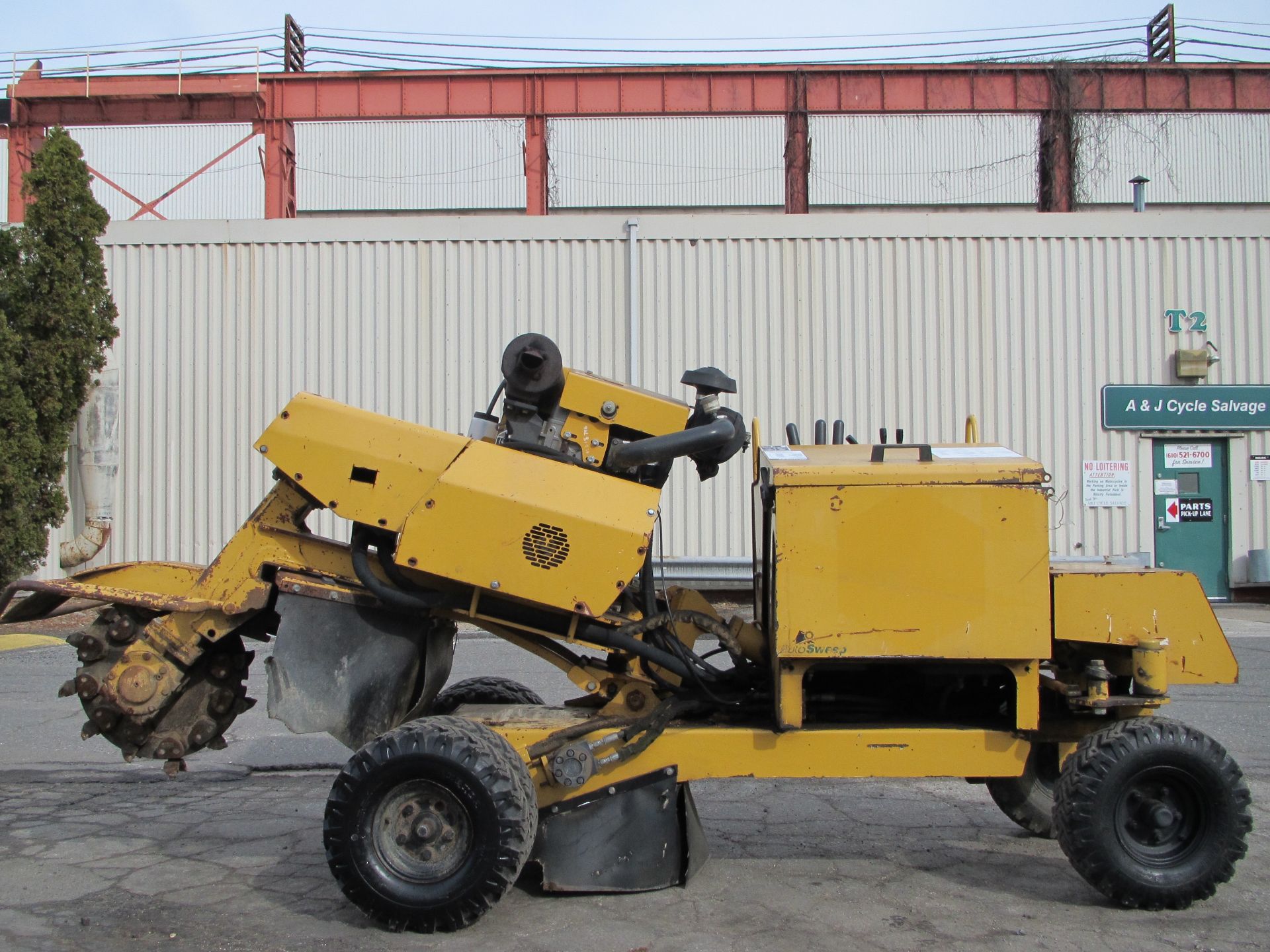 2014 Vermeer SC372 Stump Grinder