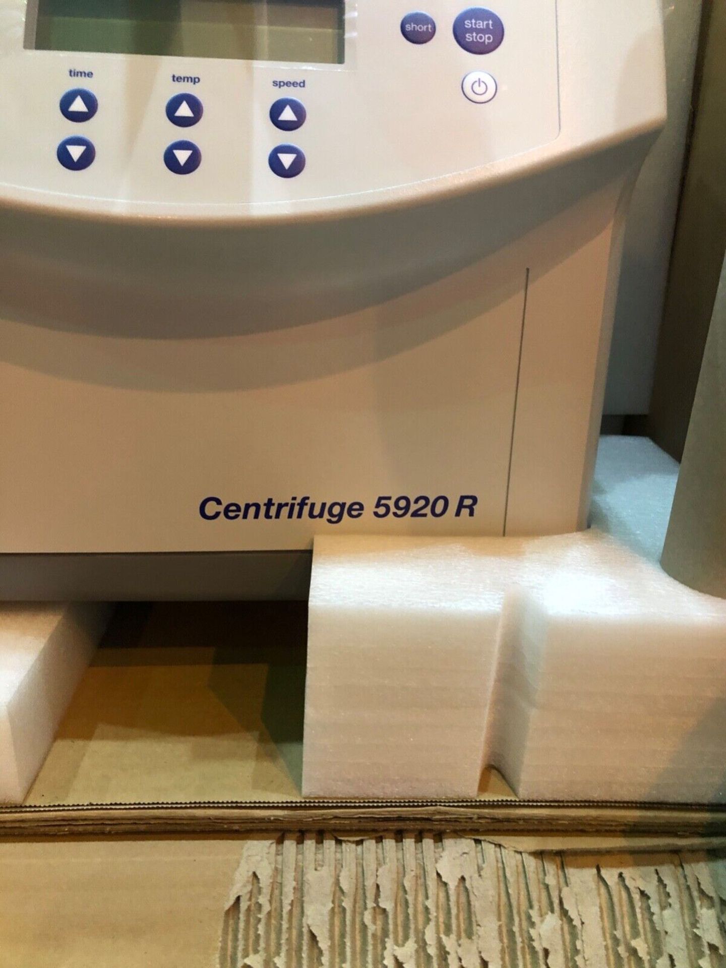 Brand New Eppendorf 5920R Centrifuge - Image 3 of 9