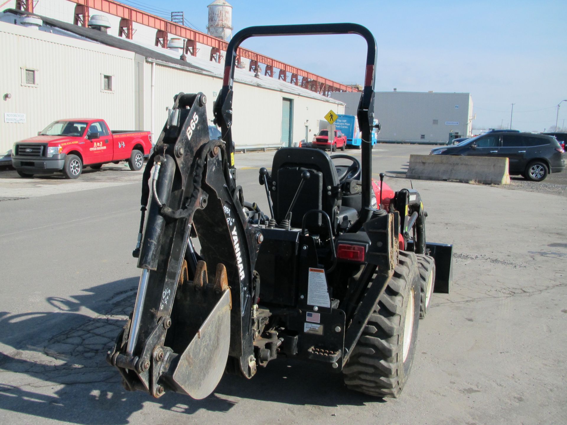 2017 Yanmar SA424 Backhoe - Image 5 of 15