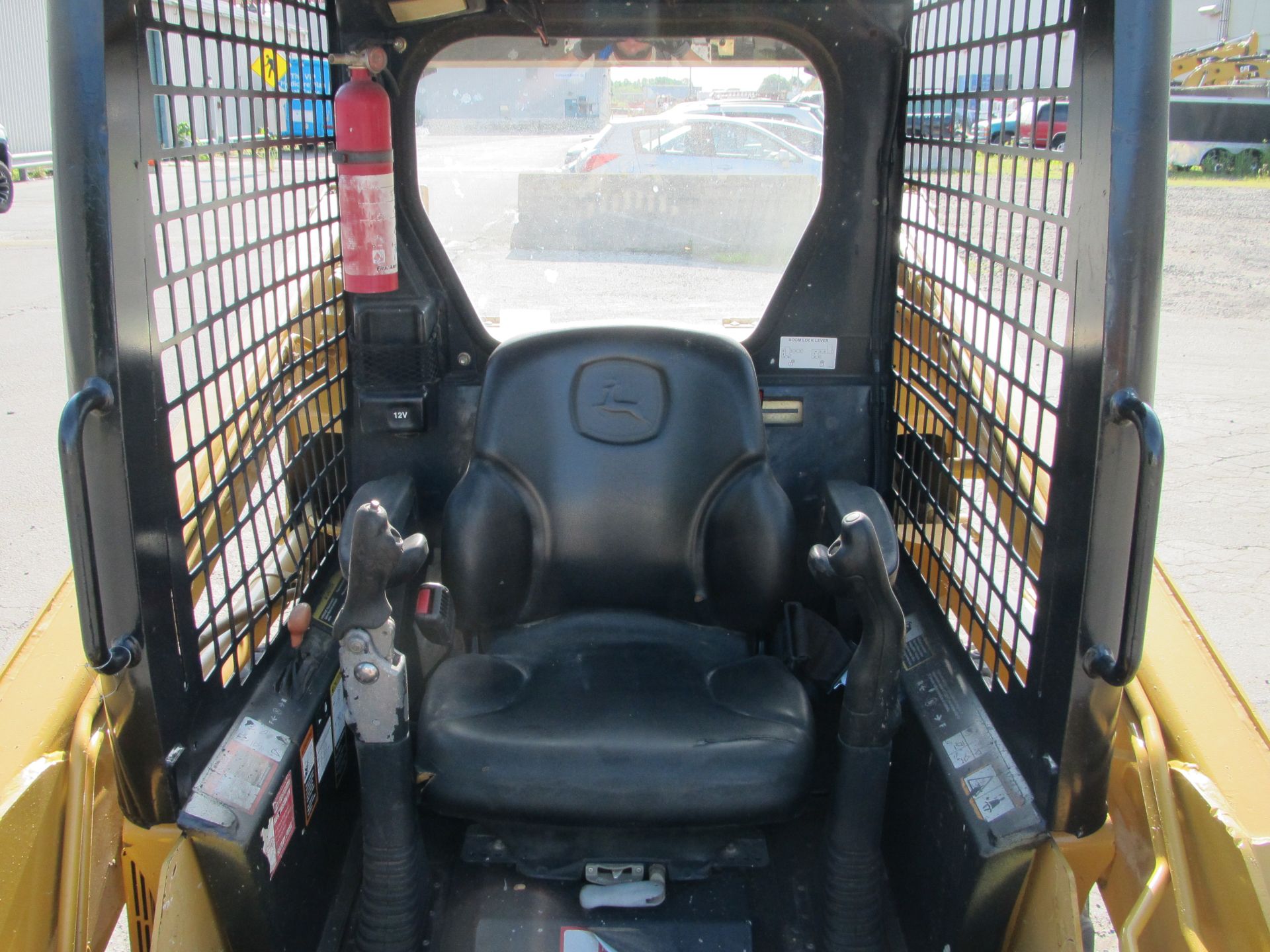 2013 John Deere 315 Skid Steer - Image 8 of 15