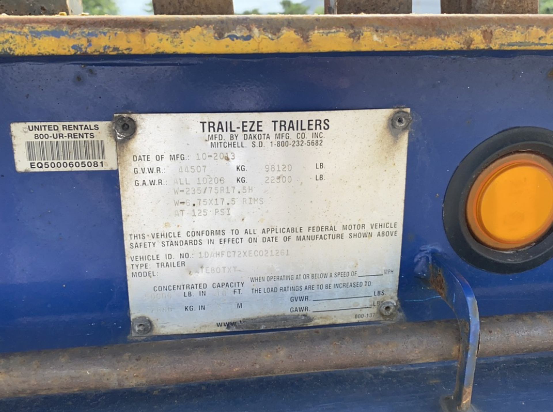 2014 Traileze TE80TXT Hydraulic Beaver Tail Equipment Trailer - Image 11 of 11