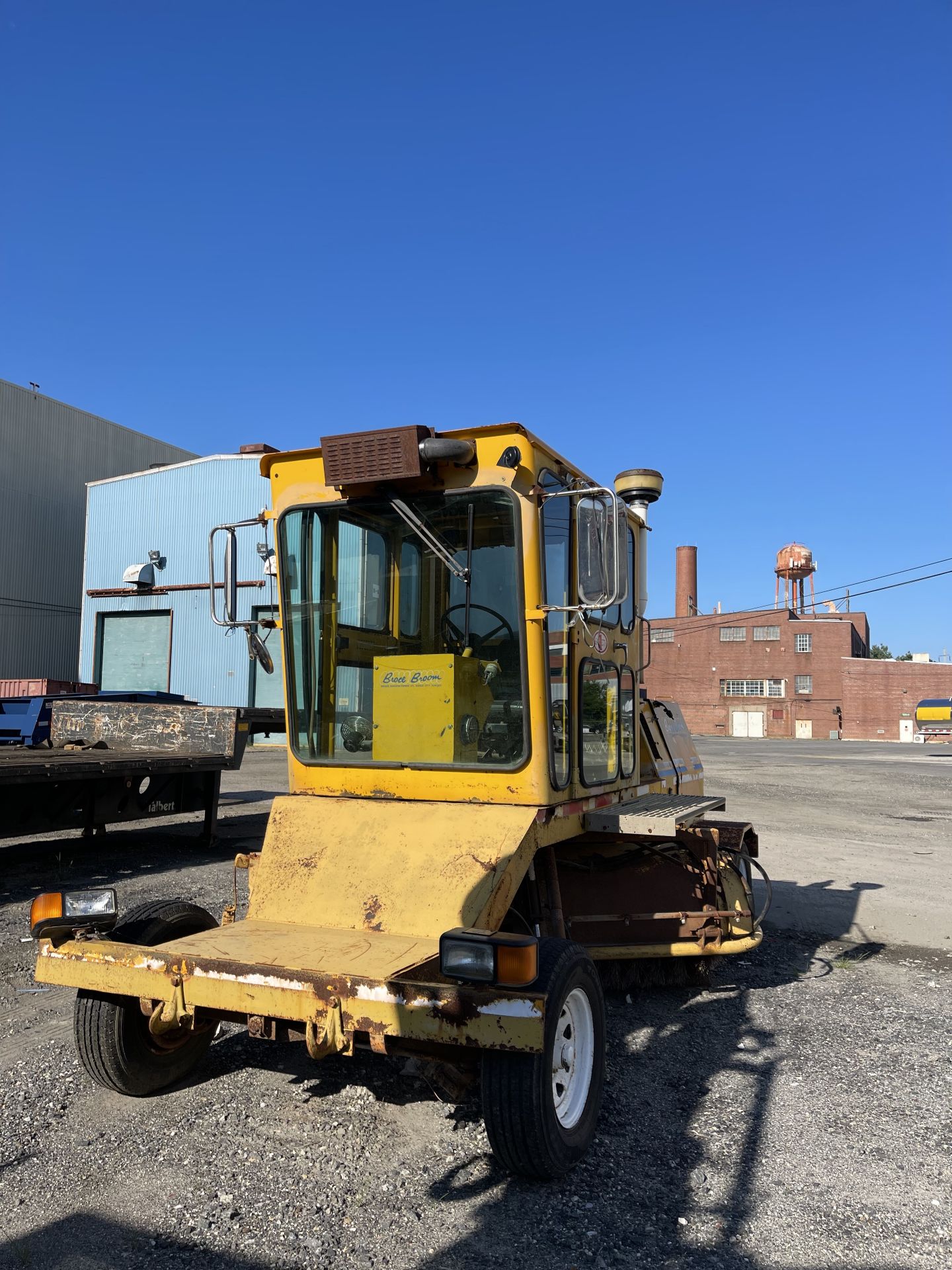 Bruce Broom Street Sweeper - Image 3 of 4